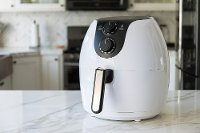 MCAF56MW Magic Chef 5.6 Quart White Manual Air Fryer-4
