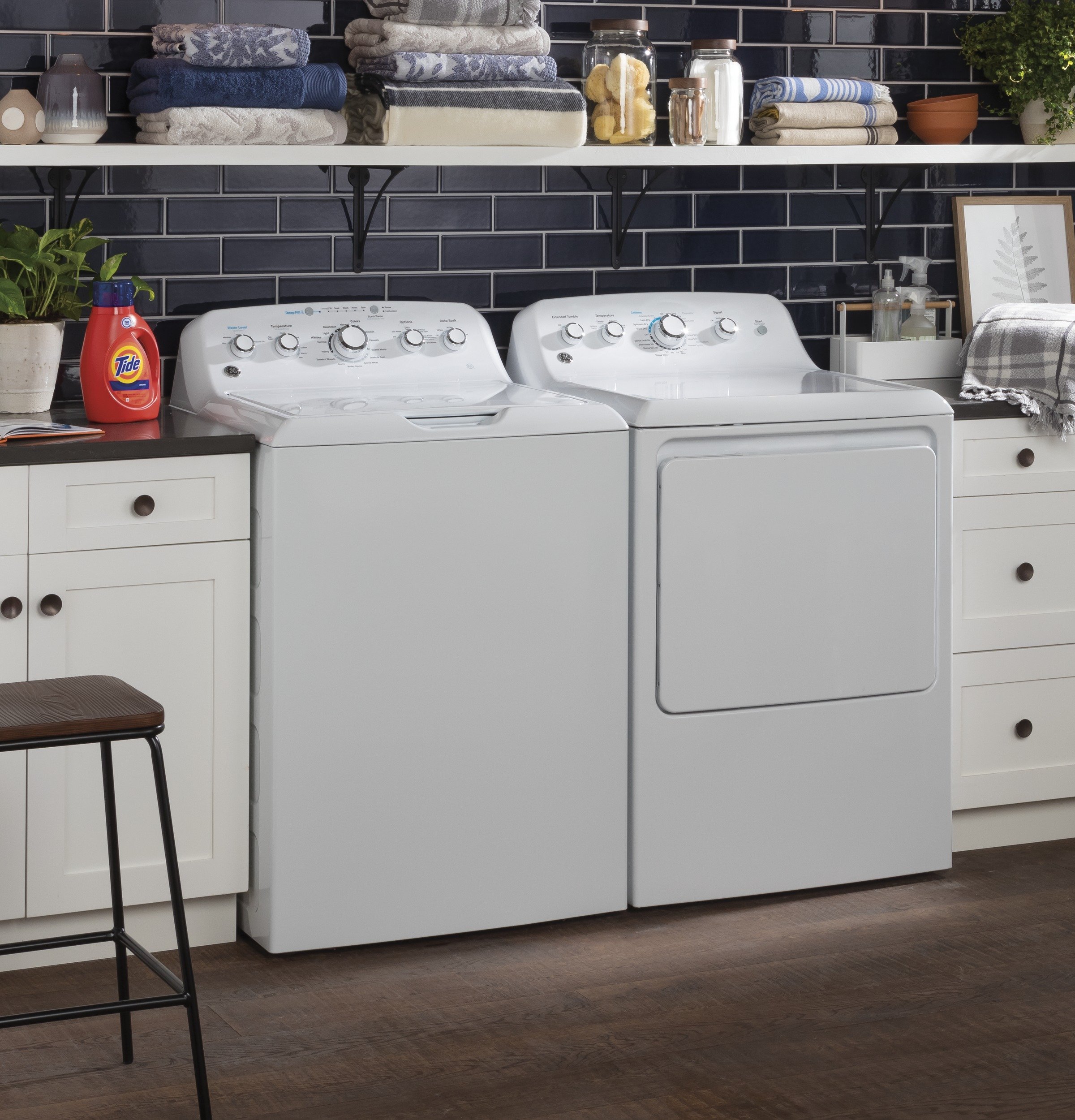 KIT GE 14 Cycle Top Load Washer and Gas Dryer Pair - White-3