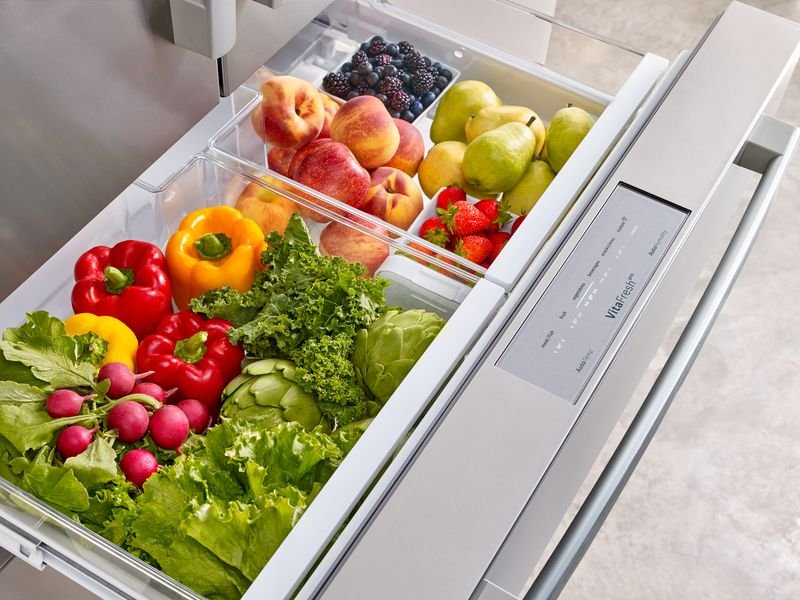 B36CL80ENS Bosch 21 cu ft French Door Refrigerator - Counter Depth Stainless Steel-4