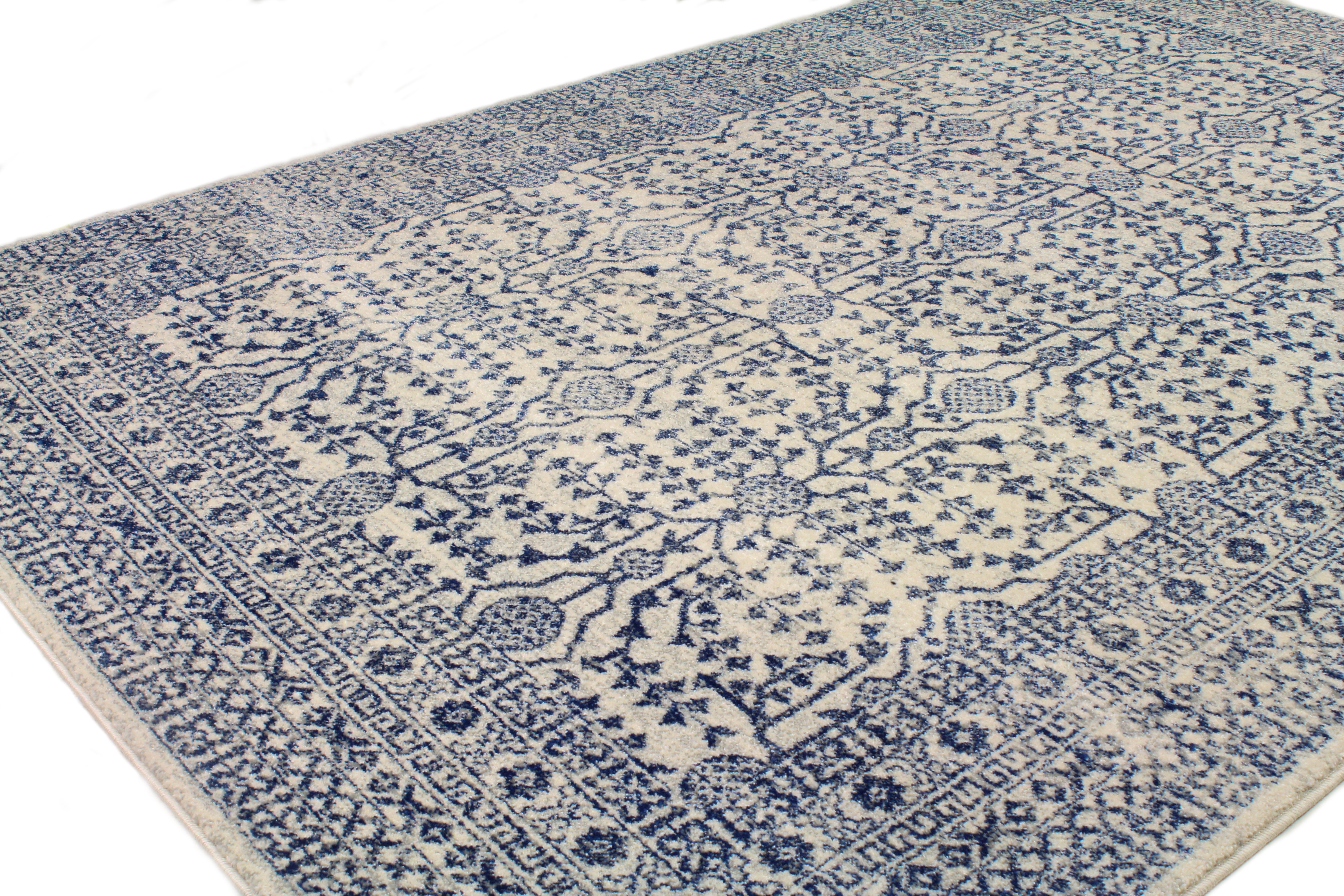 Everek 5 x 8 Traditional Noelle Ivory and Blue Rug-1