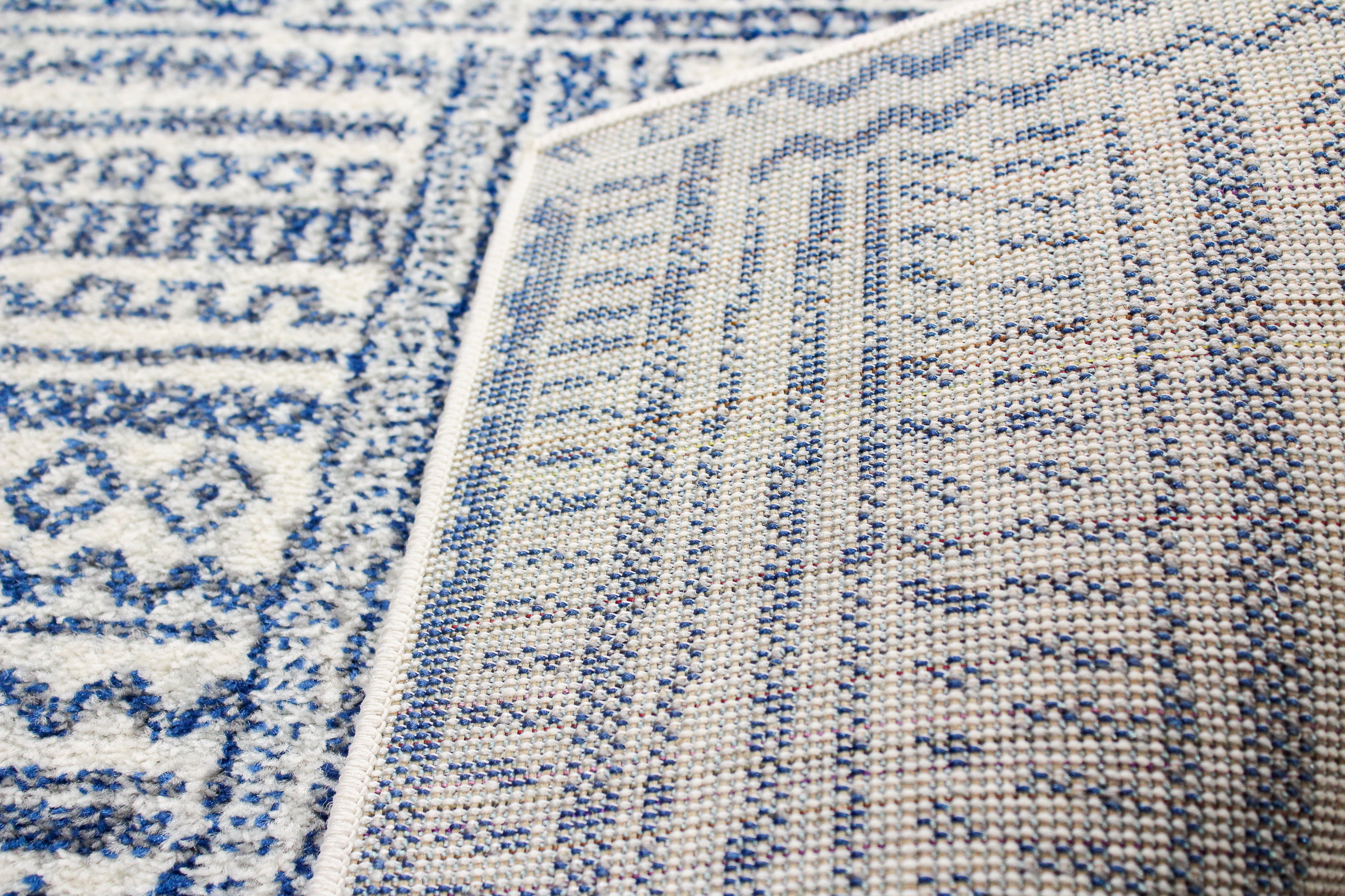 5 x 8 Medium Transitional Zaza Blue and Ivory Area Rug - Mayfair-4