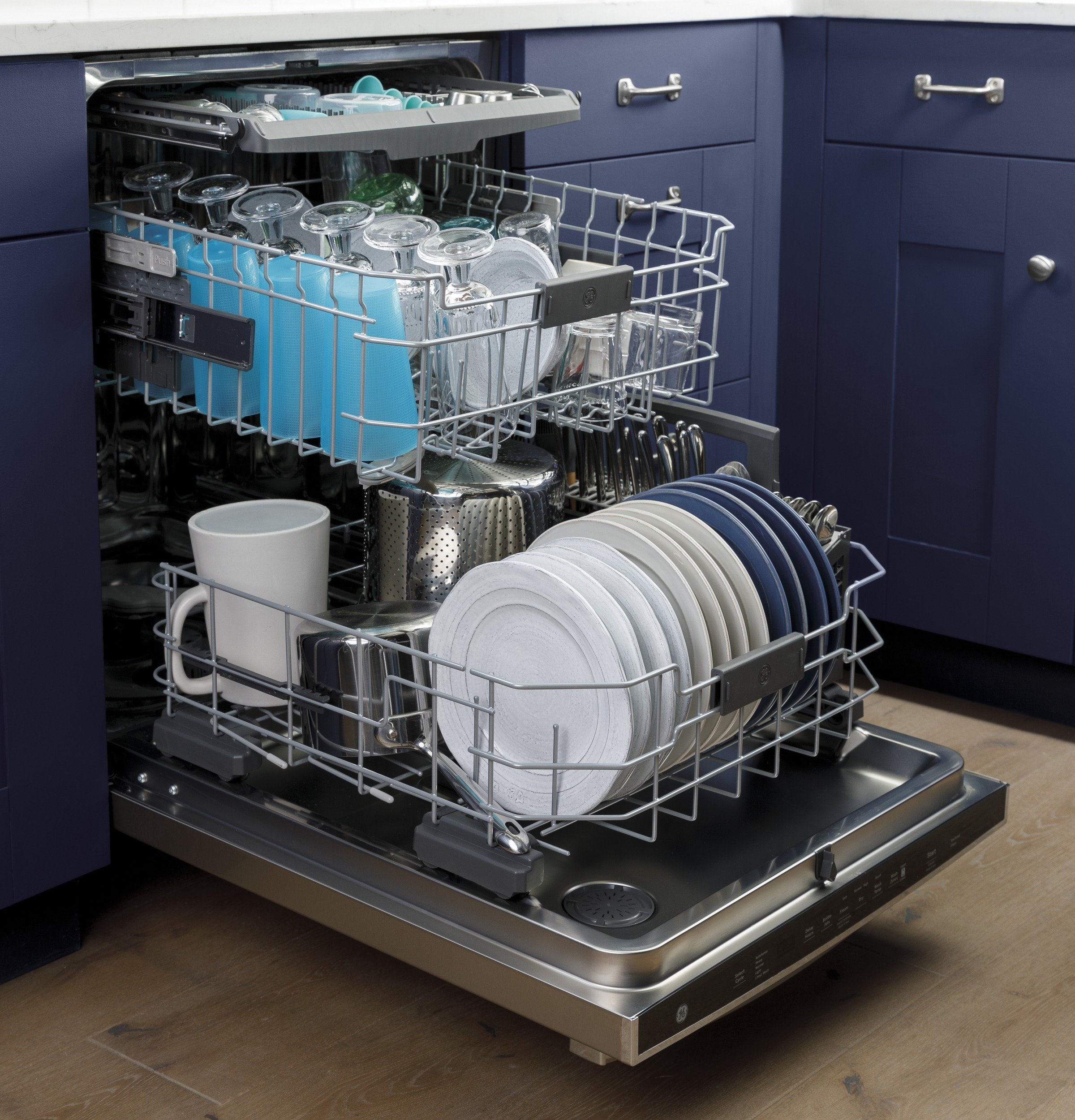 GDT665SSNSS GE Dishwasher with Dry Boost and Steam & Sanitize Cycle - Stainless Steel-8