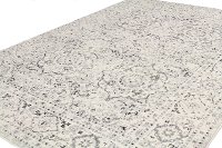 8 x 10 Large Traditional Alberta Ivory and Blue Rug - Everek