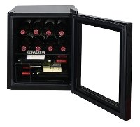 WBC16Z1B Avanti Wine and Beverage Cooler - 1.6 cu. ft., 17 Inch Black-3