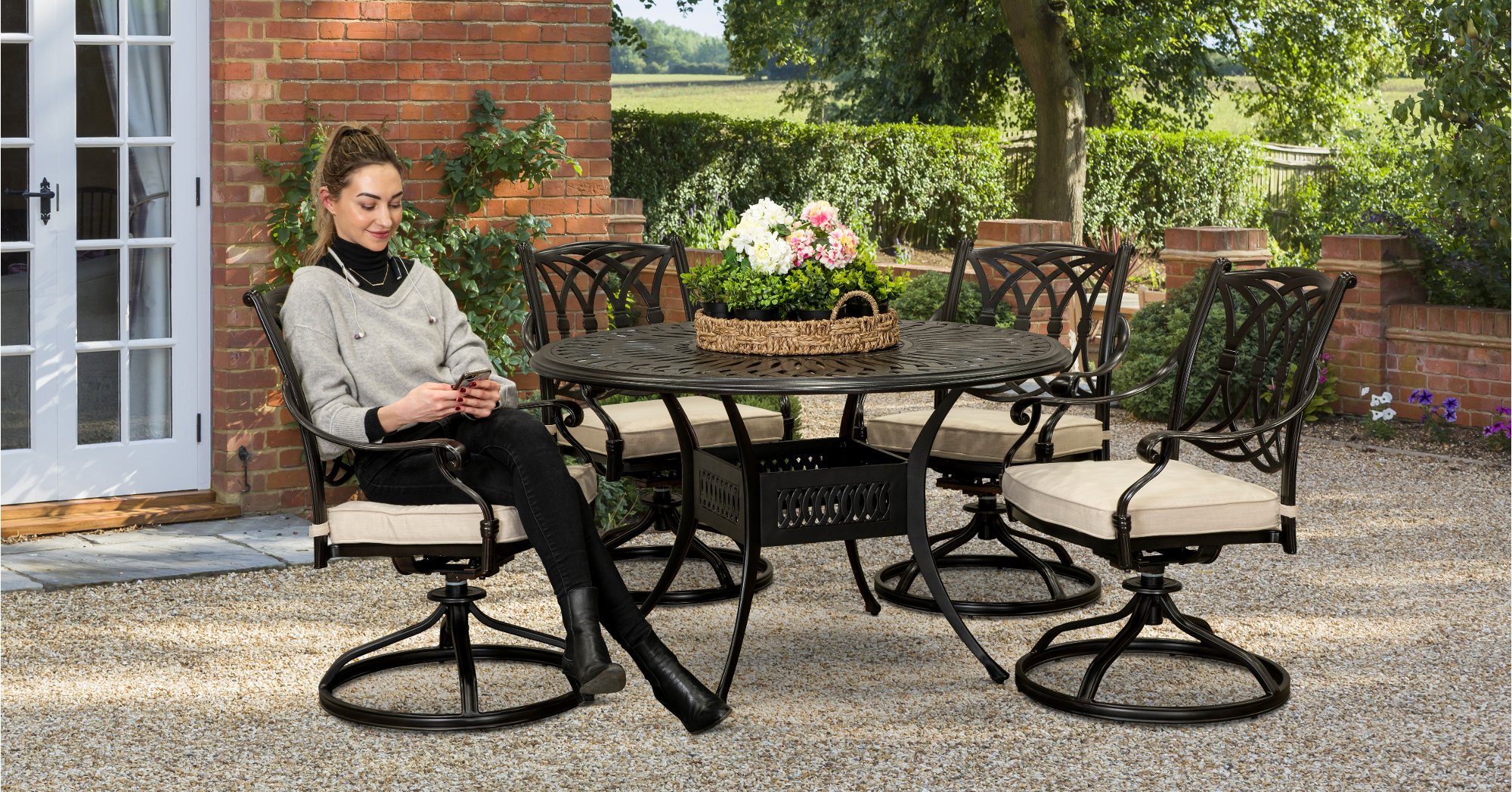 5 Piece Round Patio Set - Montreal-2