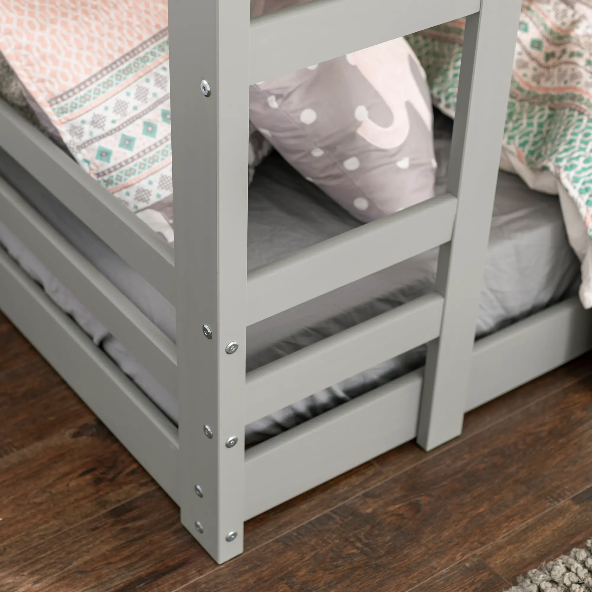 BWJRTOTGY Gray Twin-over-Twin Low Bunk Bed-3