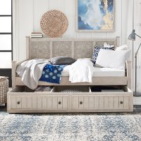 Heartland Antique White Twin Day Bed with Trundle
