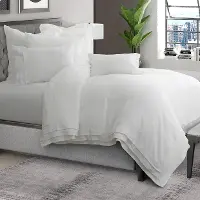 Addison White 6 Piece Queen Bedding Collection
