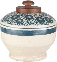 FTN-003 10 Inch Beige and Navy Blue Terracotta Jar with Wood Lid