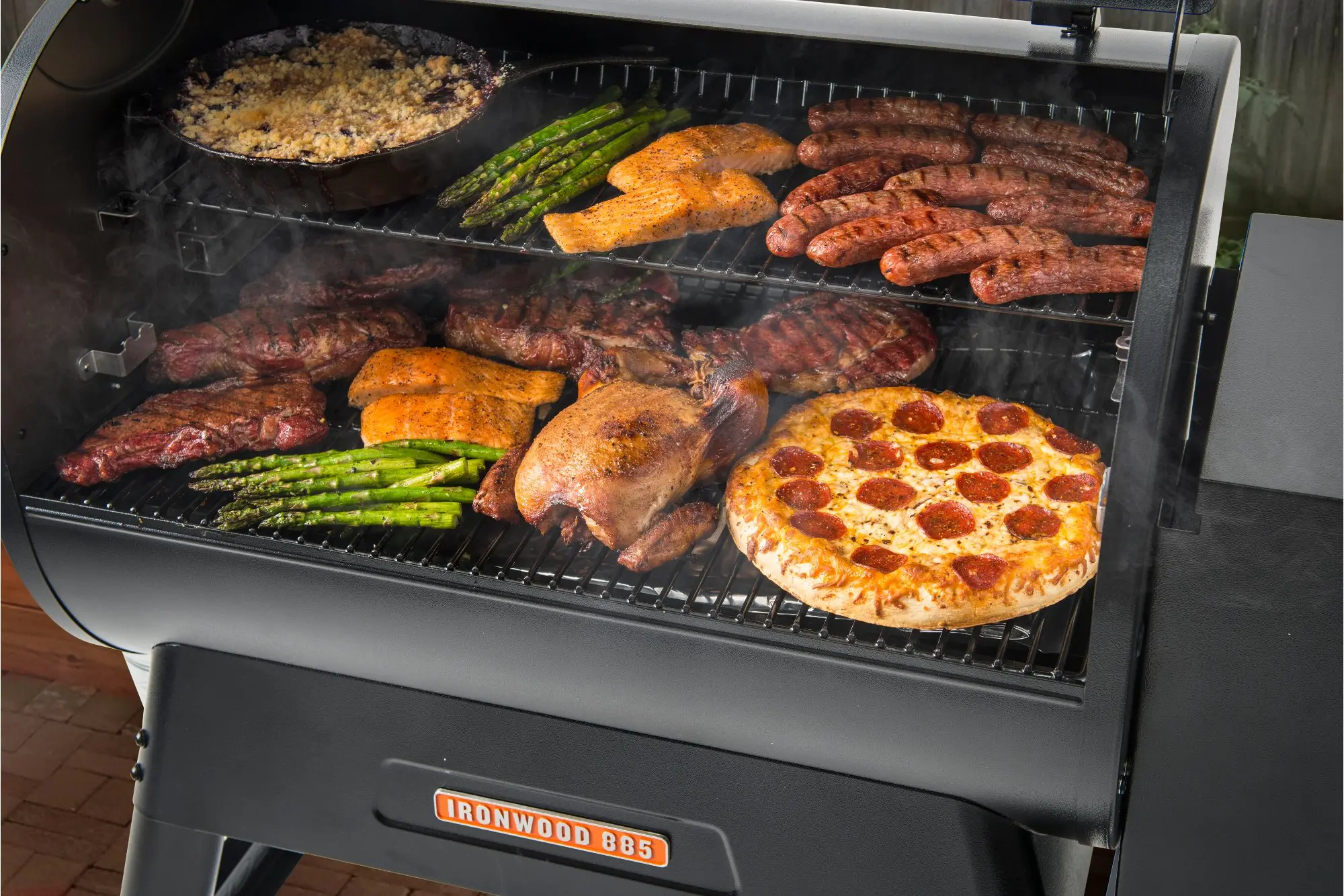 TFB89BLF Traeger Ironwood 885 Smoker Grill-2