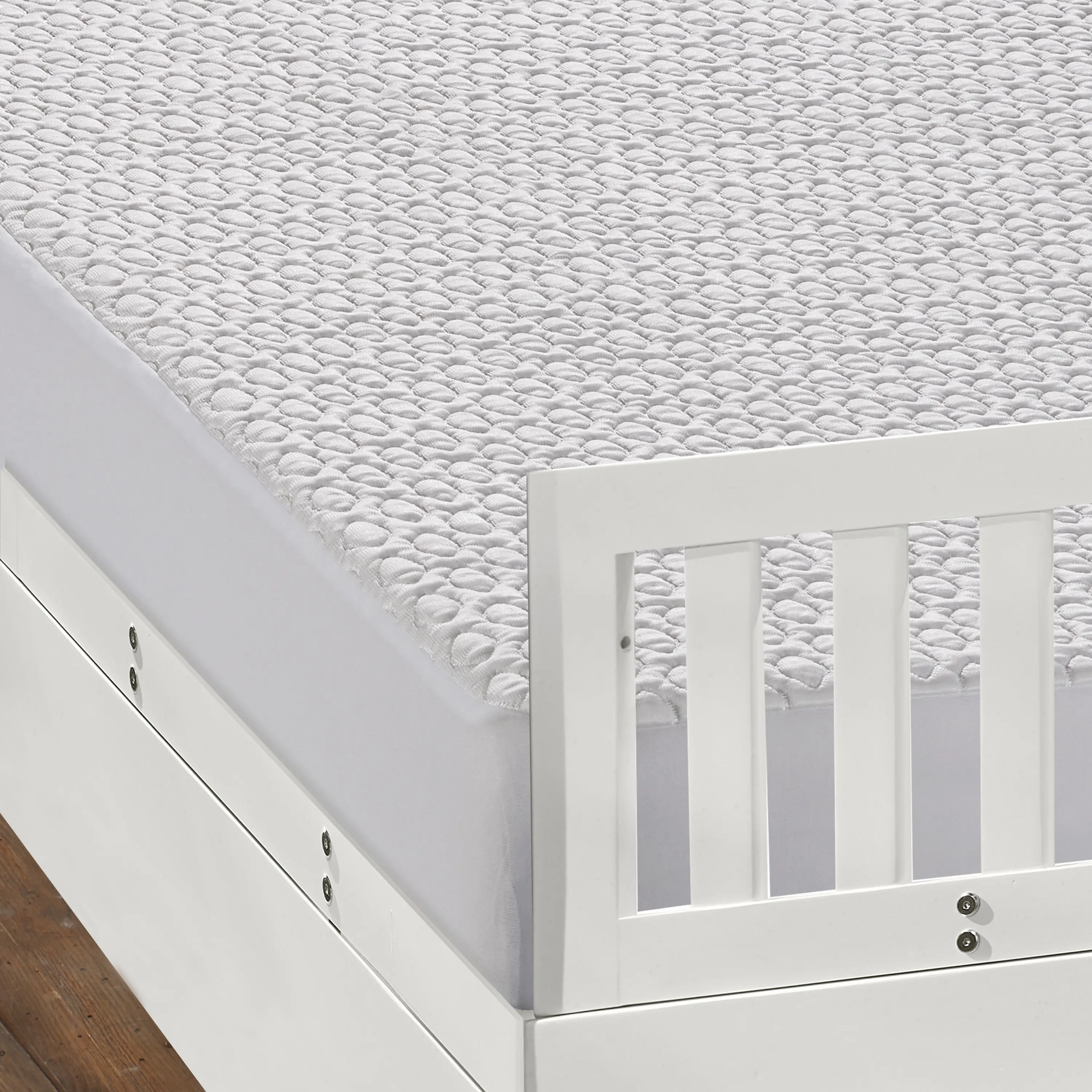 BXM06CWFC BedGear Ver-Tex Crib Mattress Protector-4