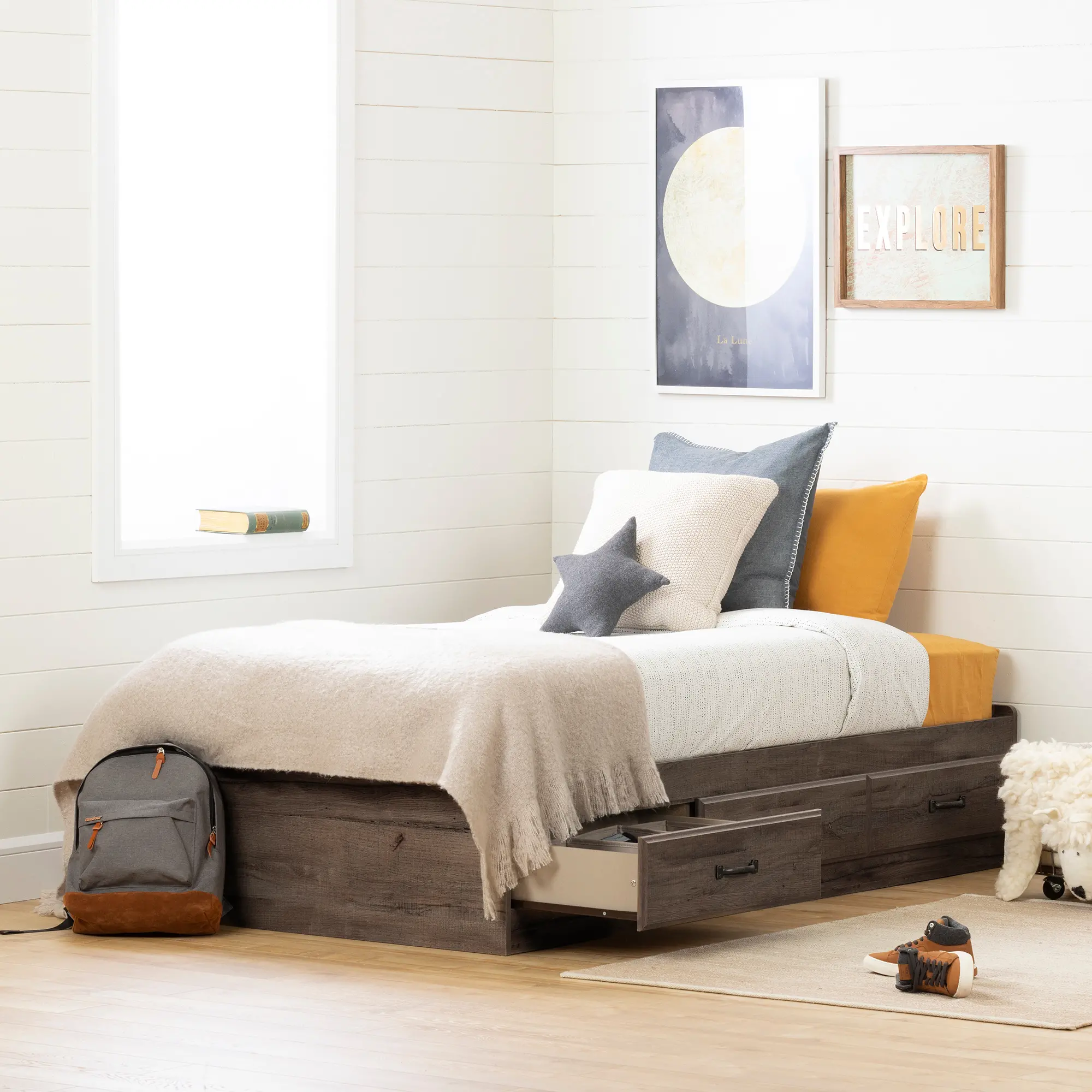 11911 Ulysses Brown Oak Twin 3-Drawer Mates Bed-1