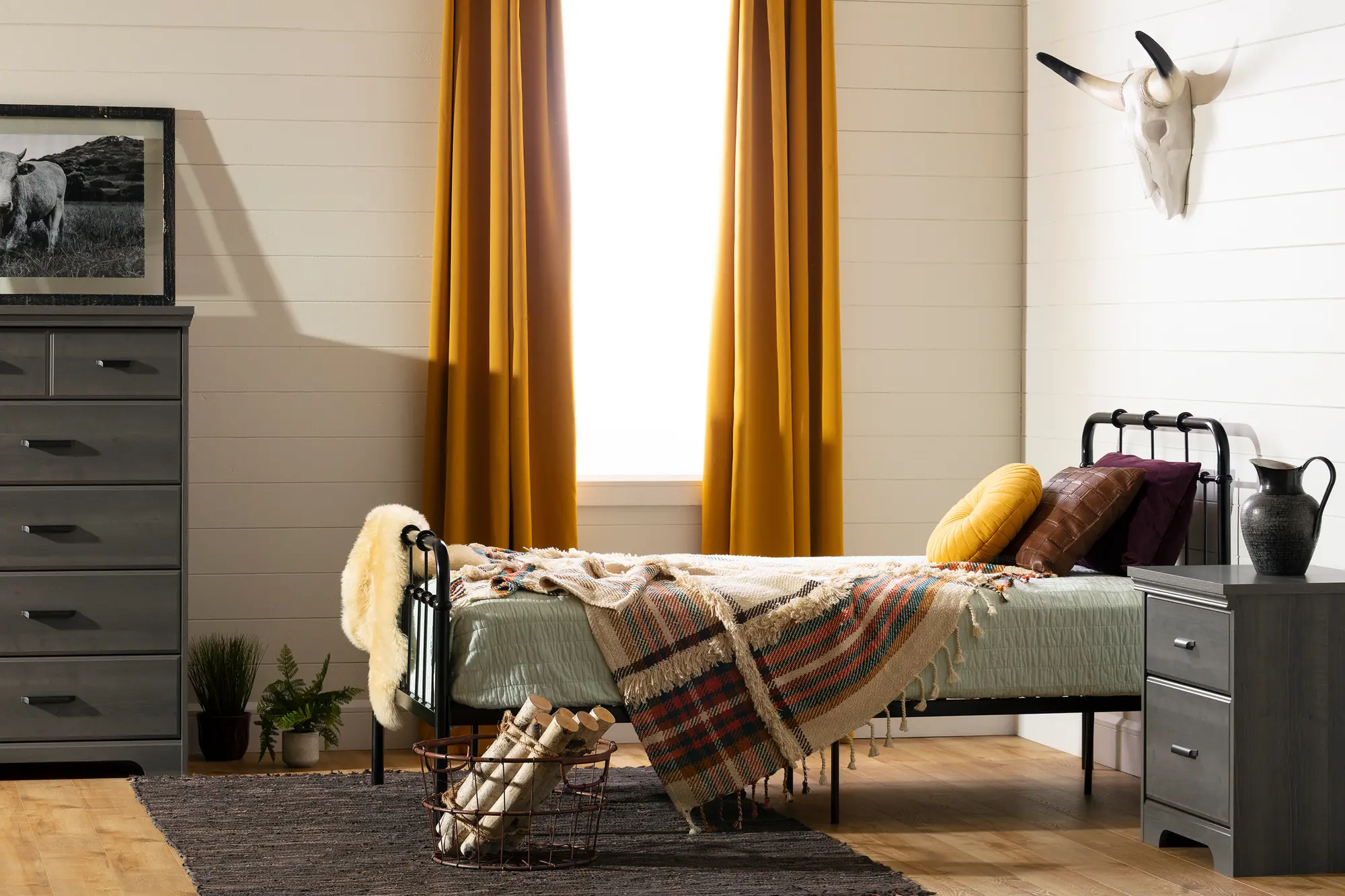 12897 Versa Industrial Black Twin Metal Platform Bed-3