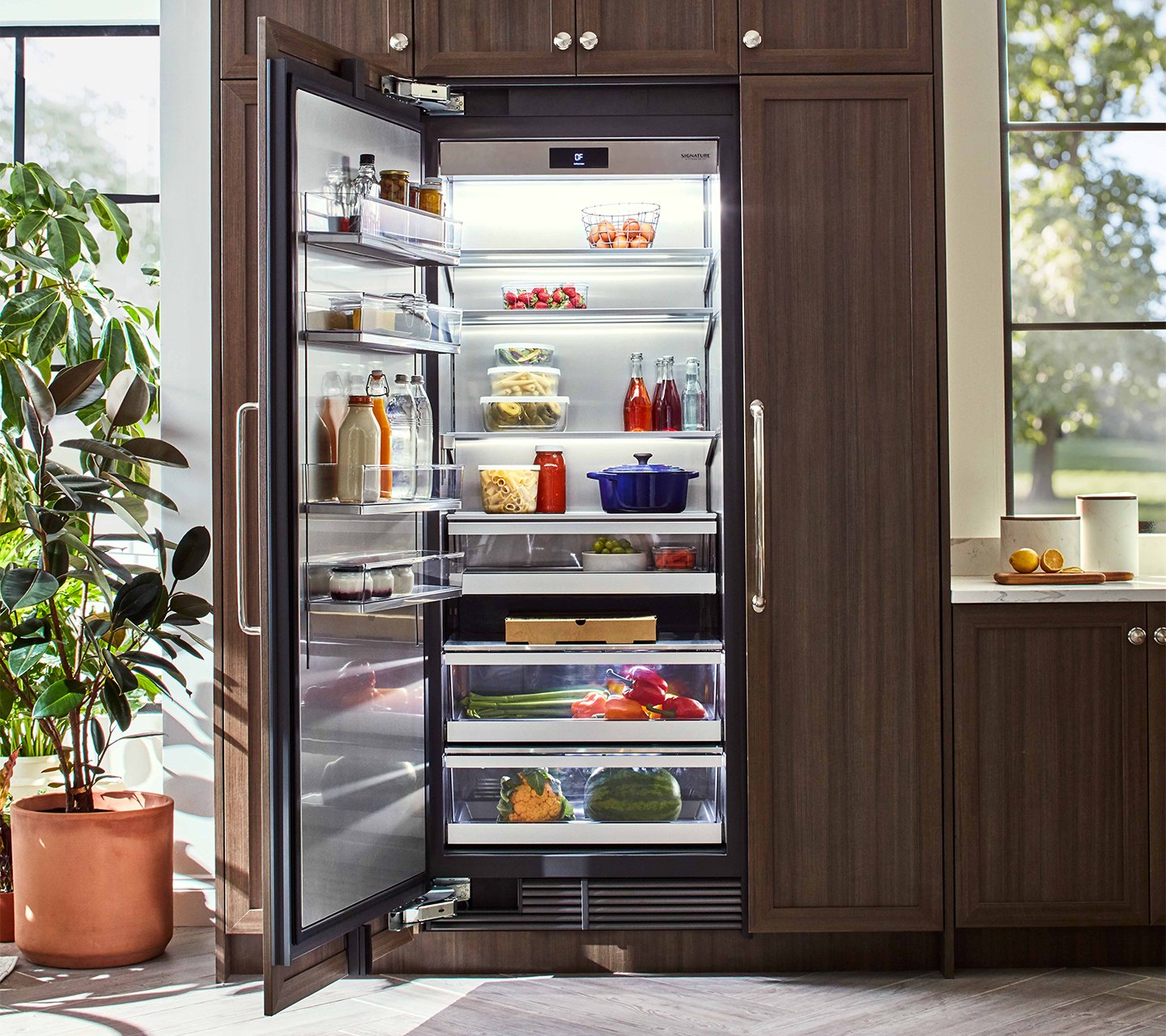 SKSCR3001P Signature Kitchen Suites 30 Inch Refrigerator - Panel Ready-3