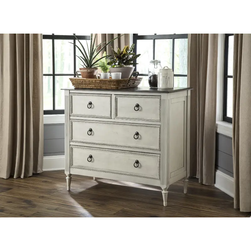 Traditional Antique Off White and Gray 4 Drawer Accent Chest