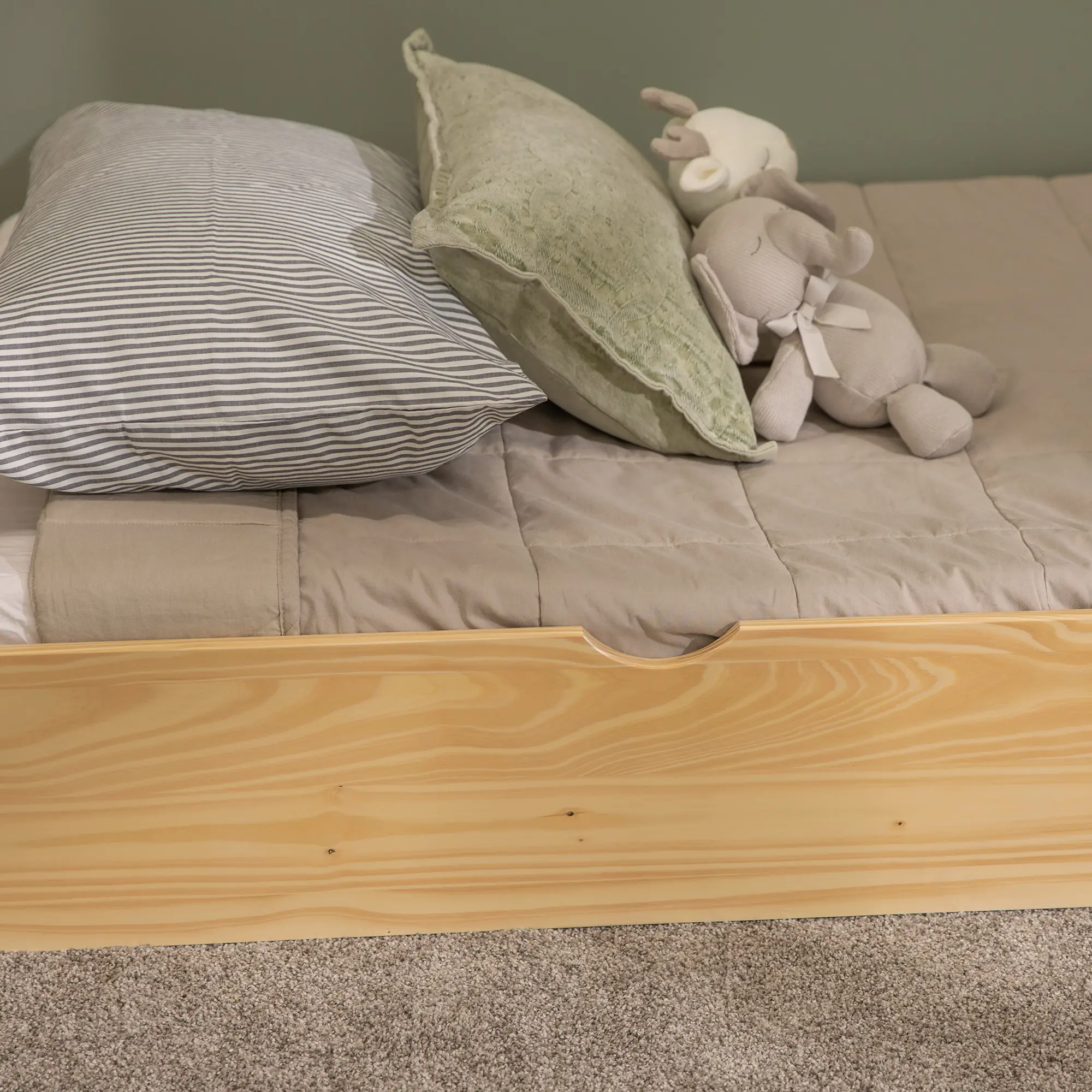 BTW40NL Natural Solid Wood Trundle Bed - WE Trundles-3