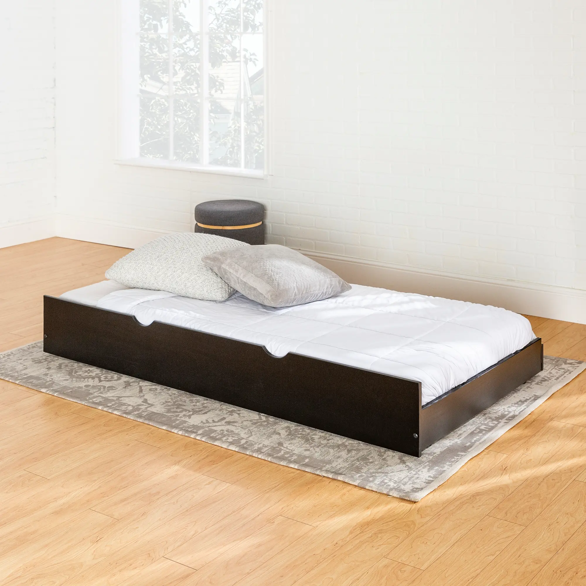 BTW40BL Black Solid Wood Trundle Bed - WE Trundles-1