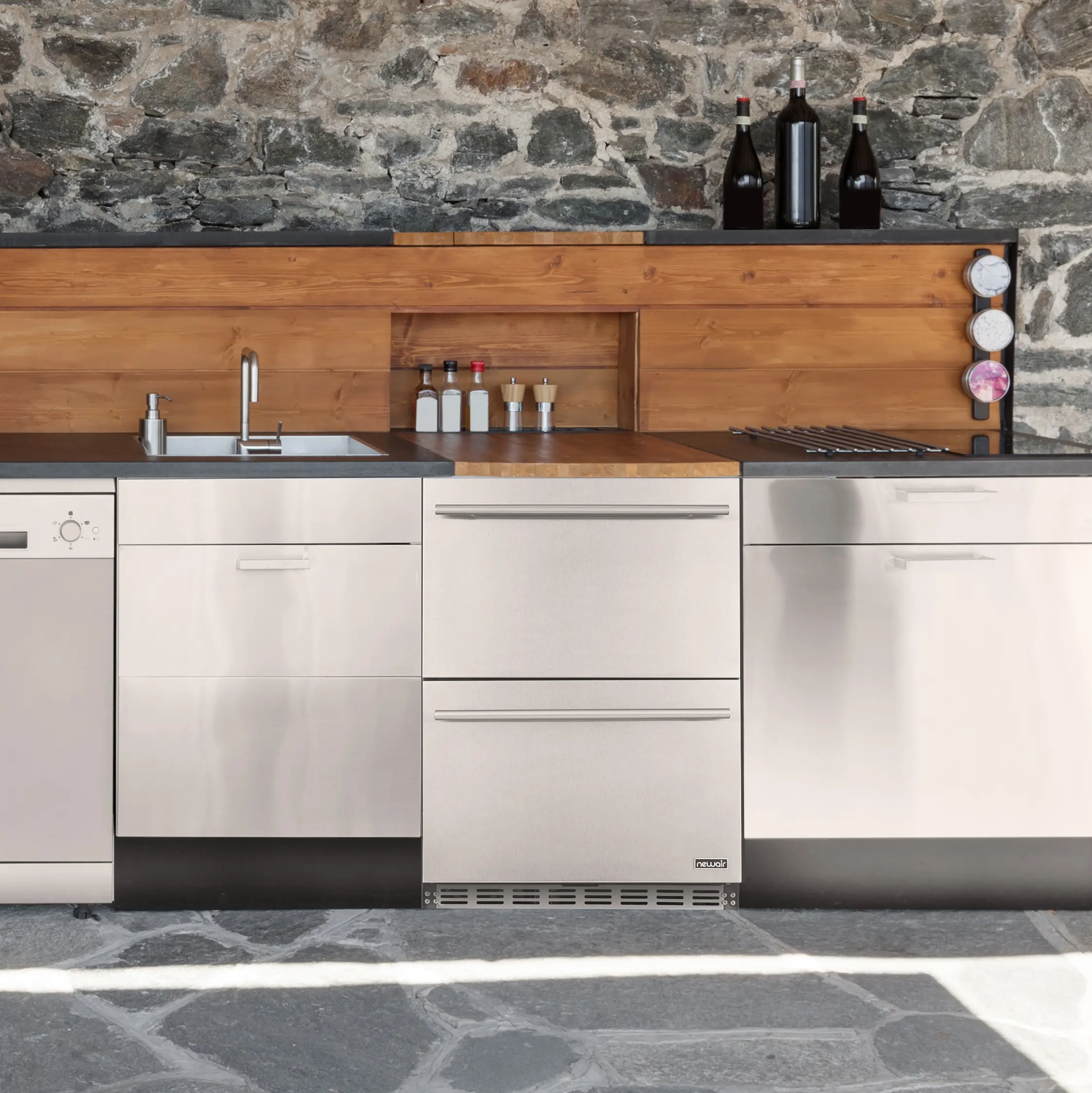 NOF100SS00 NewAir Two Drawer Indoor Outdoor Mini Fridge - 20 Bottles + 80 Cans, Stainless Steel-5