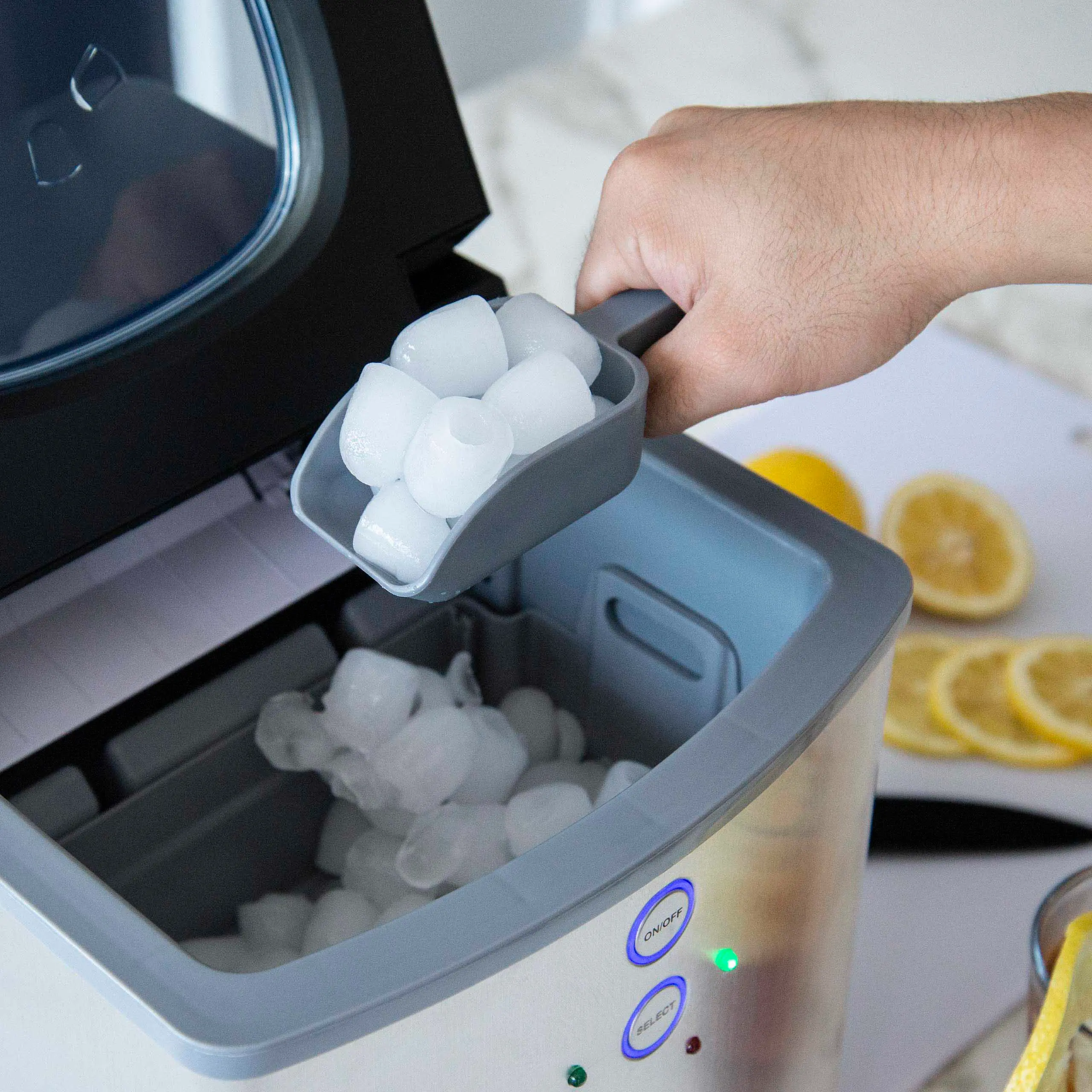 NIM033SS00 NewAir 33 lb. Portable Ice Maker - Stainless Steel-3