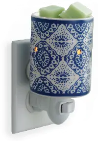 White and Indigo Blue Pluggable Fragrance Warmer