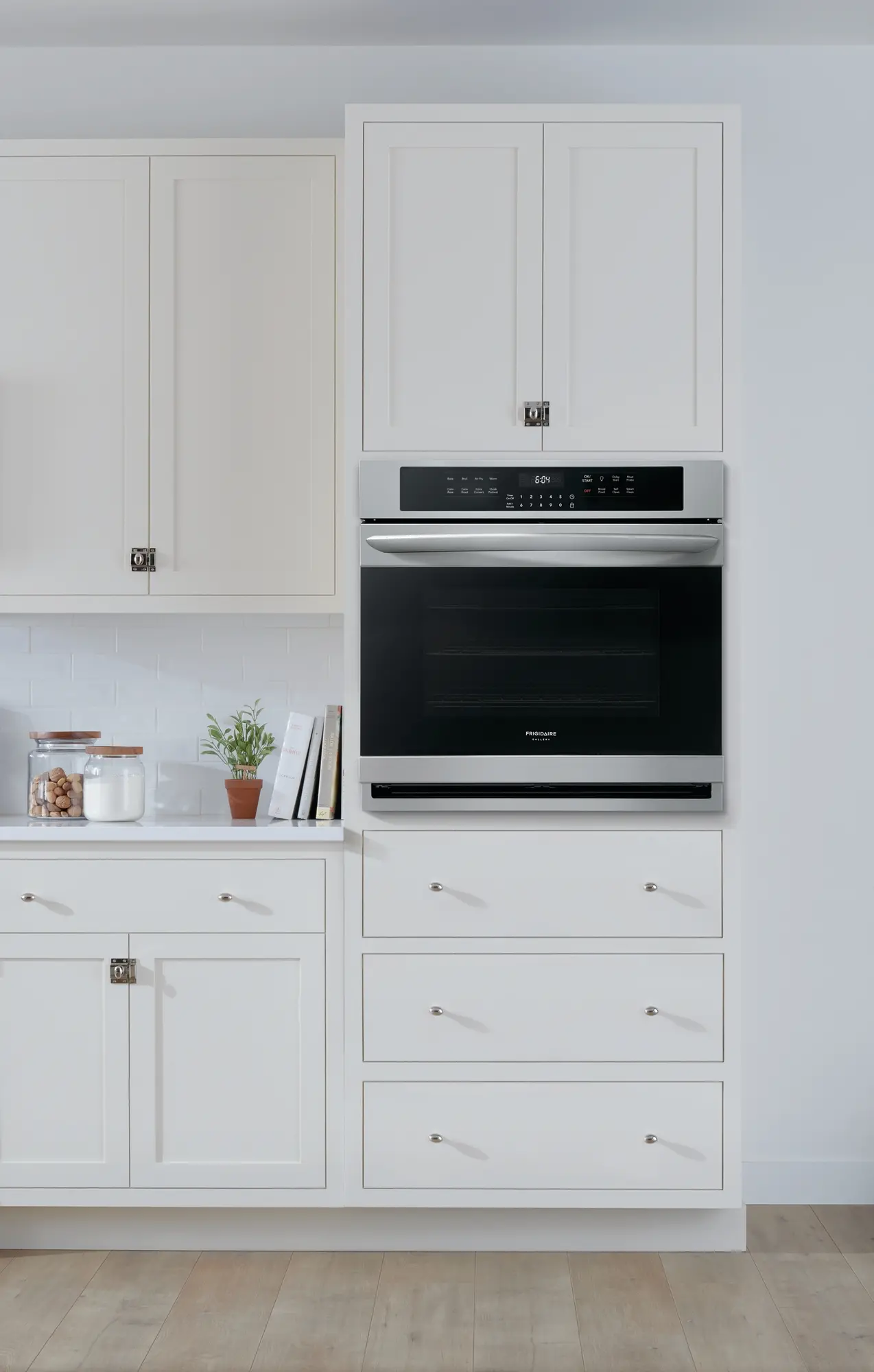 FGEW3069UF Frigidaire Gallery 30 Inch Single Wall Oven with Air Fry - 5.1 cu. ft. Stainless Steel-6
