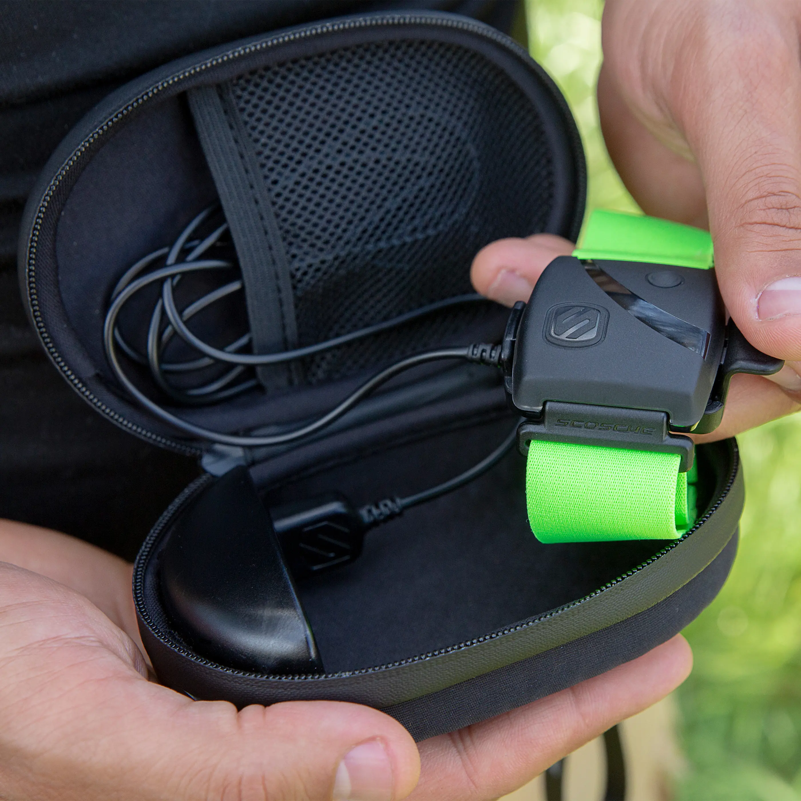 RTHMCSS-SP Scosche Charging Case for Smart Watches-6