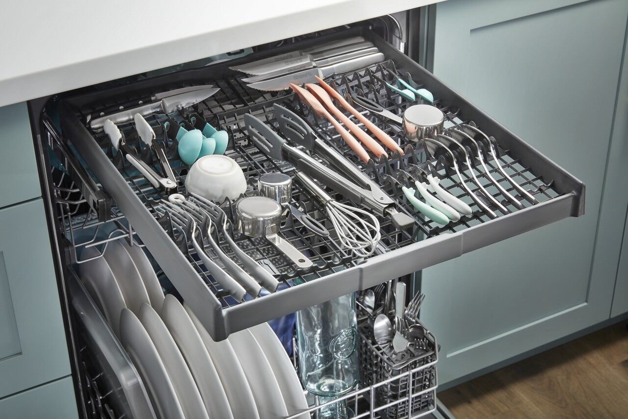 WDTA50SAKB Whirlpool Dishwasher with Hidden Controls - Black-5