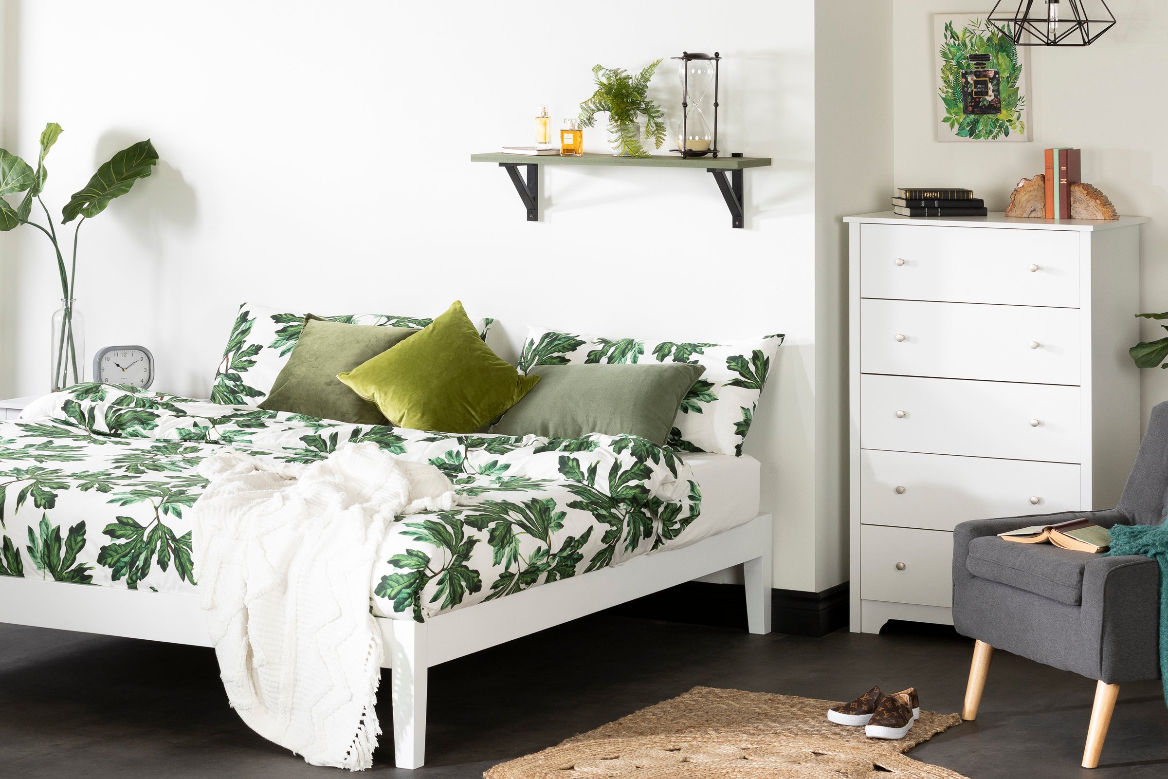 12476 King White Platform Bed- Vito-4