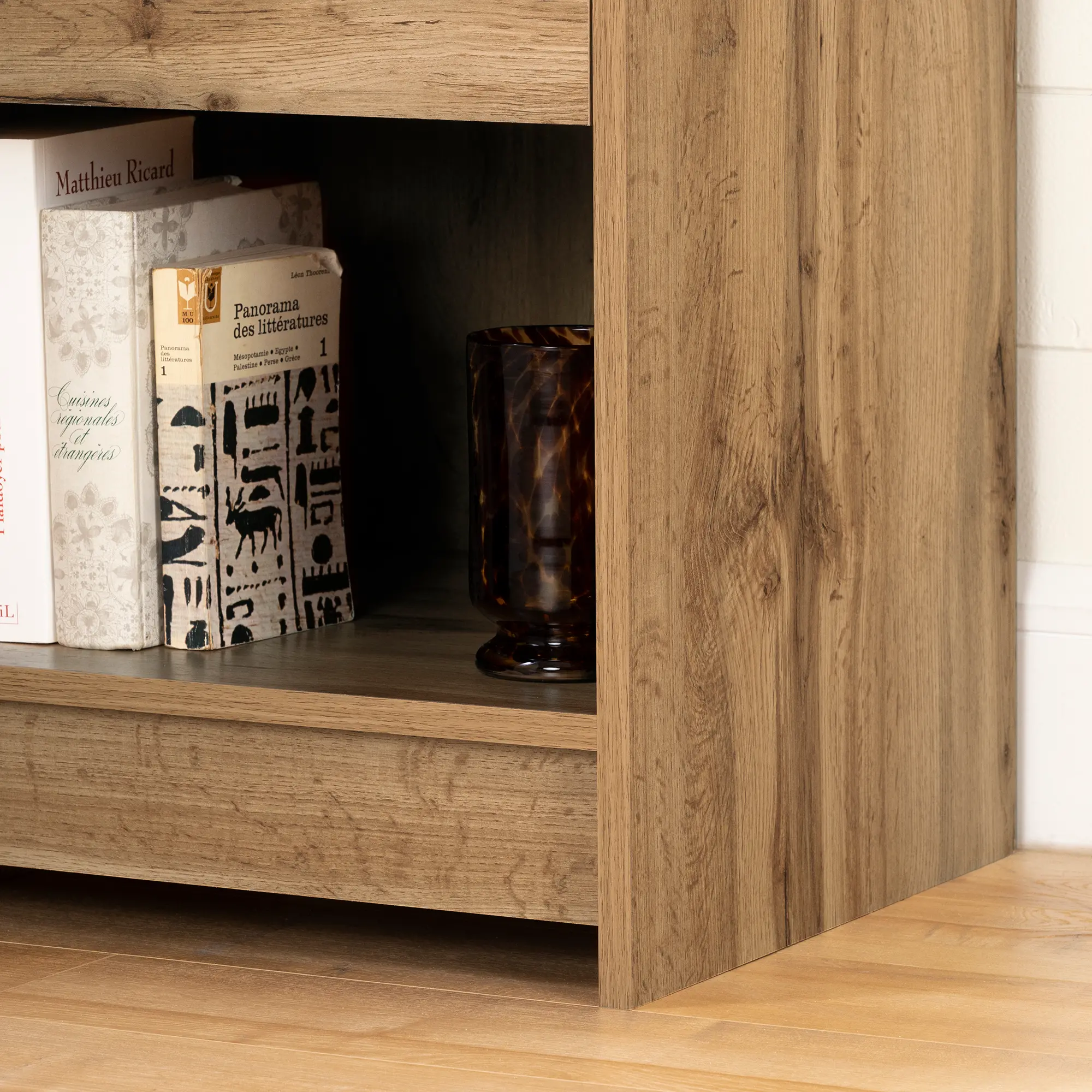 13124 Tassio Norkdi Oak 1 Drawer Nightstand-3