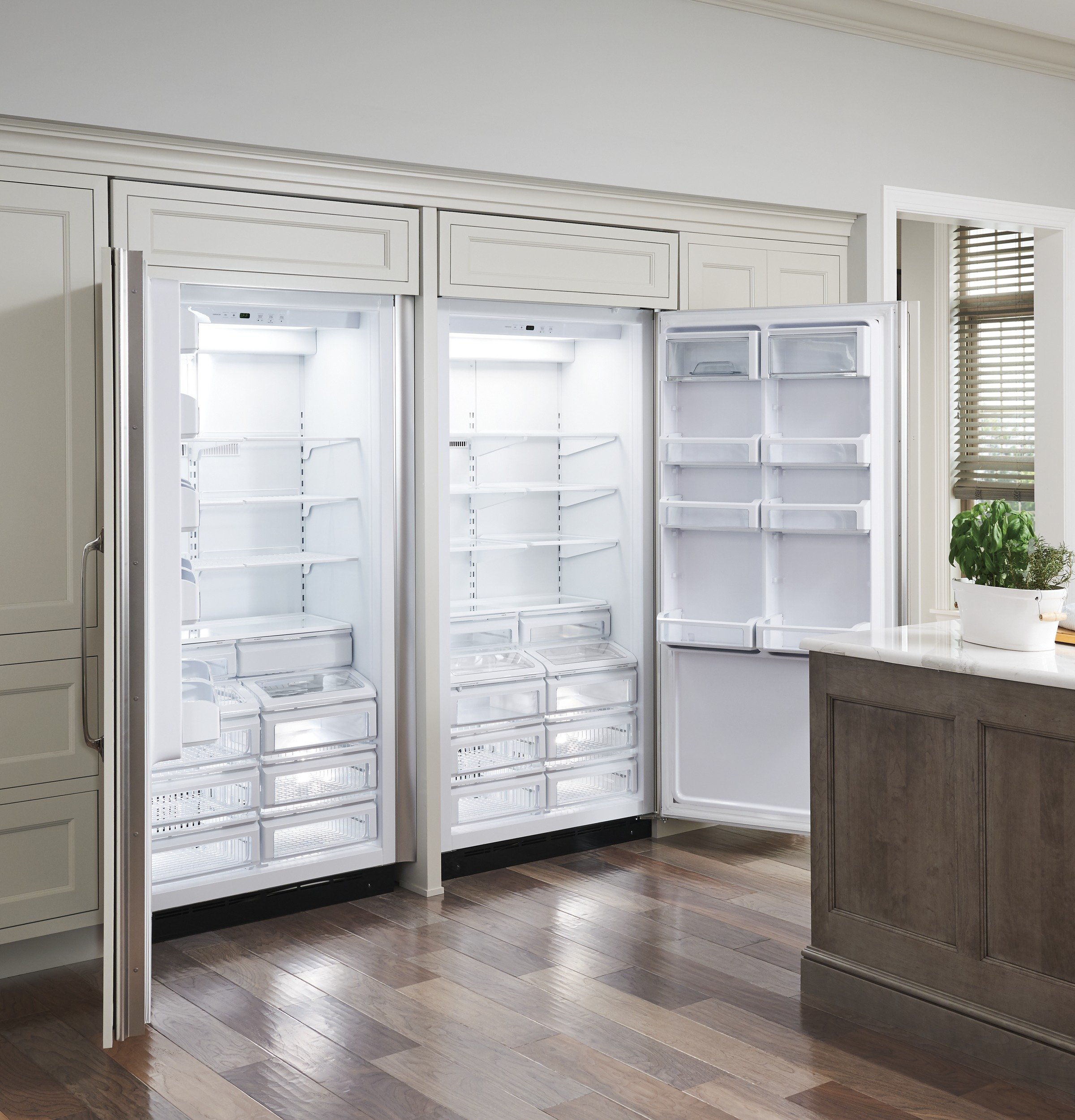ZIFS360NNLH Monogram 30 Inch Column Freezer - 21.9 cu. ft. Stainless Steel-2