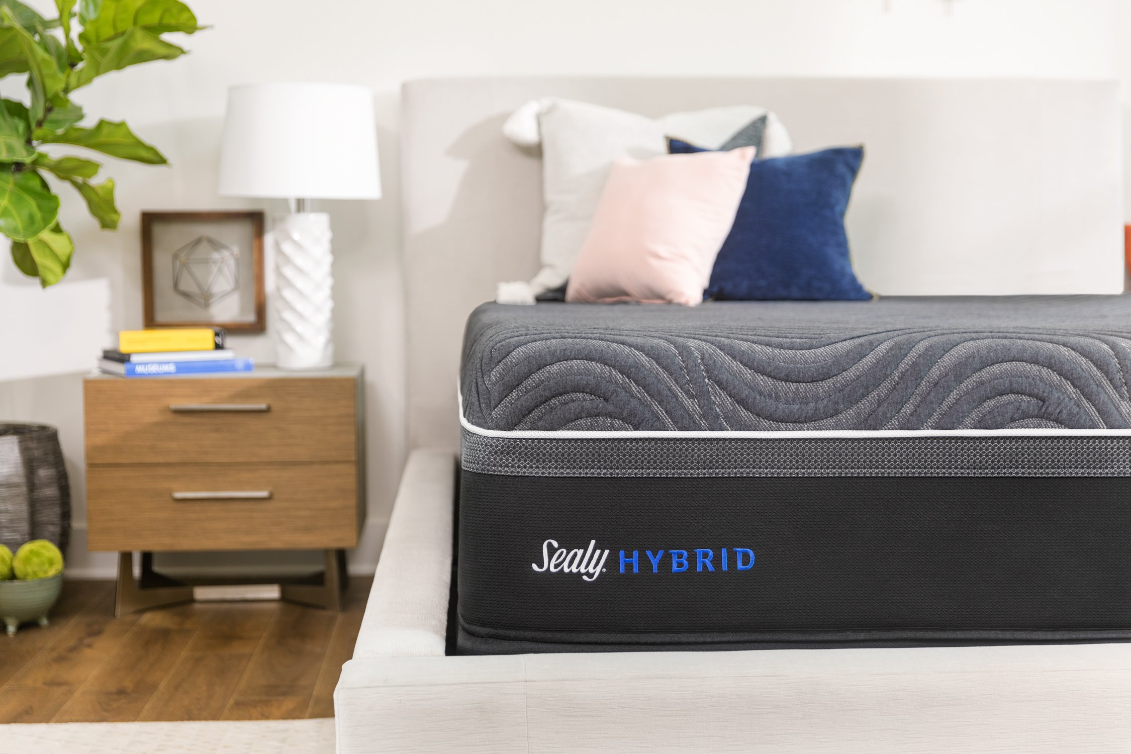52509161 Sealy Ultra Plush Hybrid King Mattress - Gold Chill-4