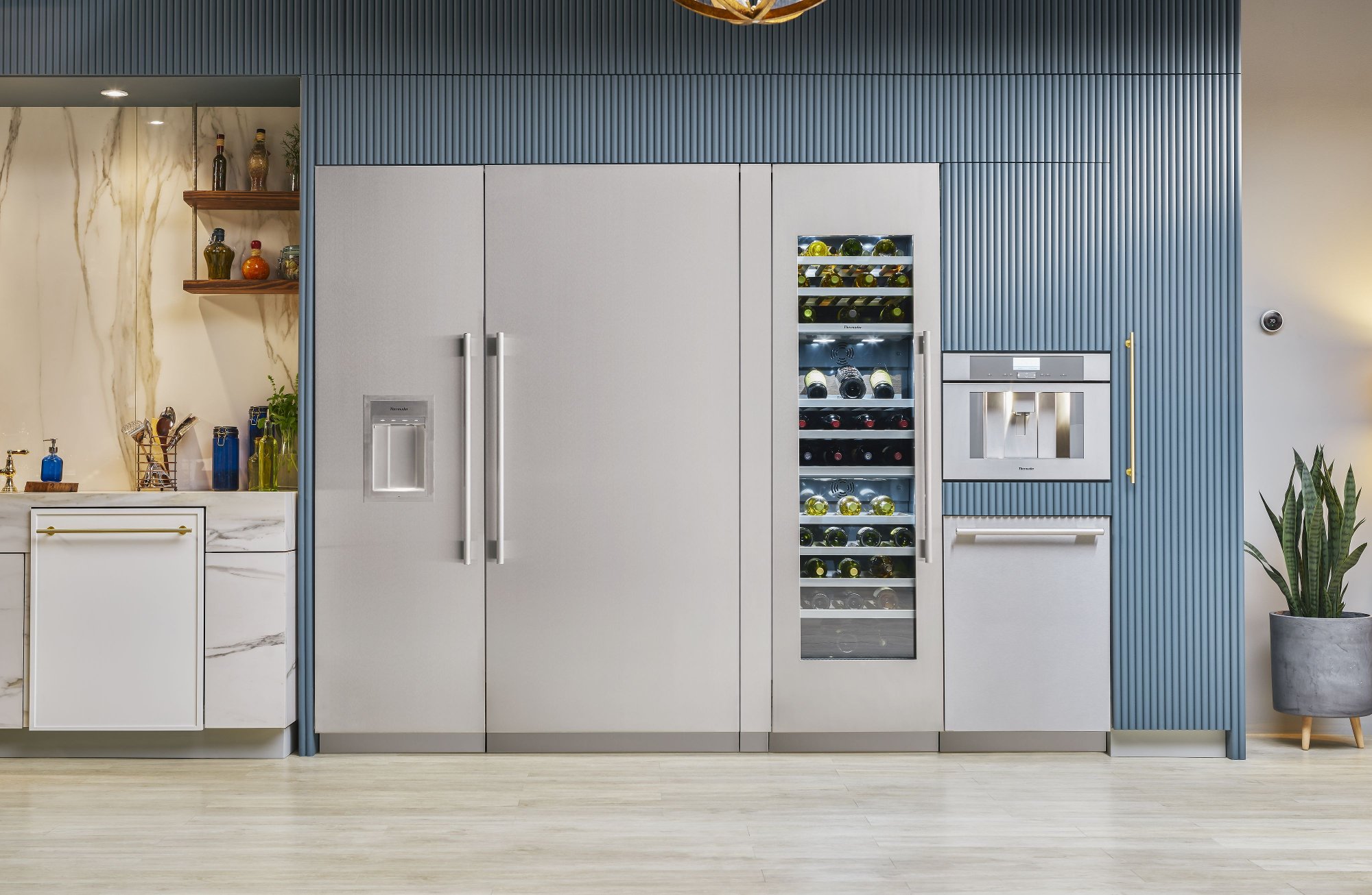 T24ID905LP Thermador 24 Inch Smart Freezer Column - Panel Ready, Left Hinge-6