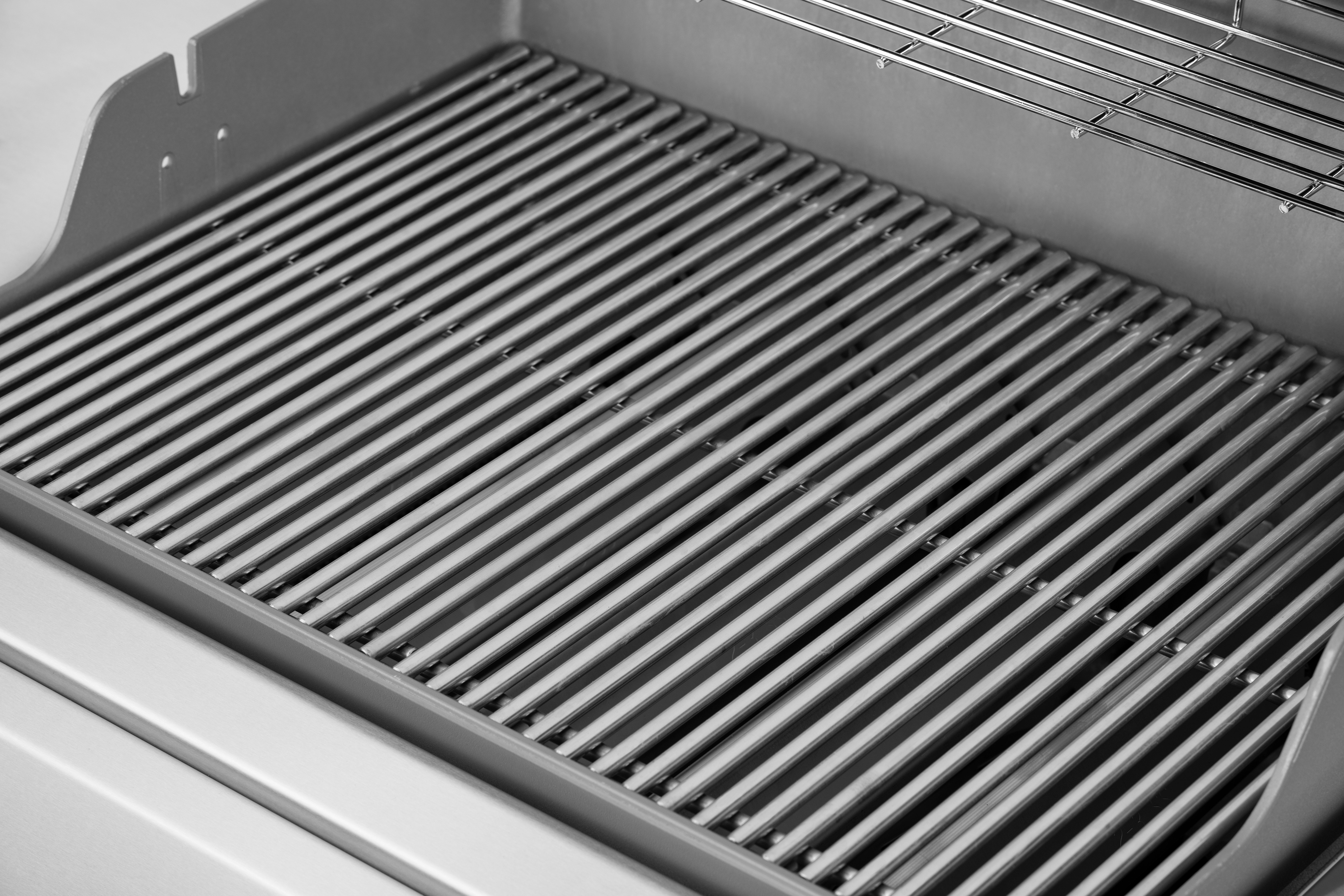 61016201 Genesis II SE-335 Liquid Propane Grill - Black-5