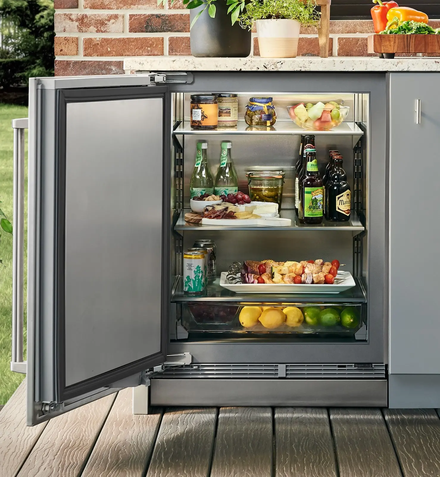 DEU2450RO/L Sub-Zero 24 Inch Designer Compact Outdoor Refrigerator - Panel Ready-4