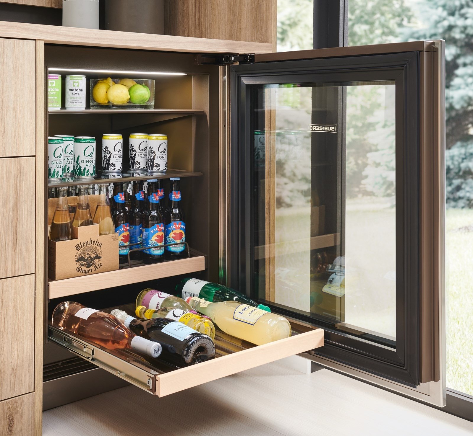 DEU2450BA/R SubZero 24 Inch Undercounter Beverage Center - Right Hinge, Panel Ready-4