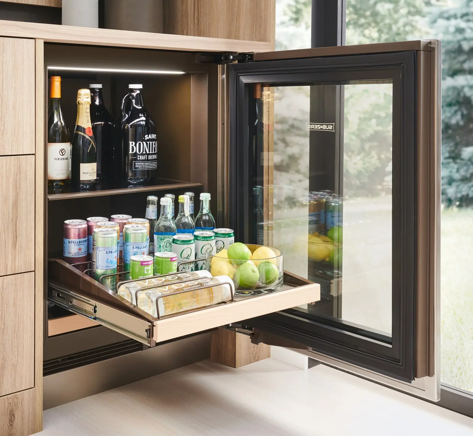 DEU2450BA/R SubZero 24 Inch Undercounter Beverage Center - Right Hinge, Panel Ready-5