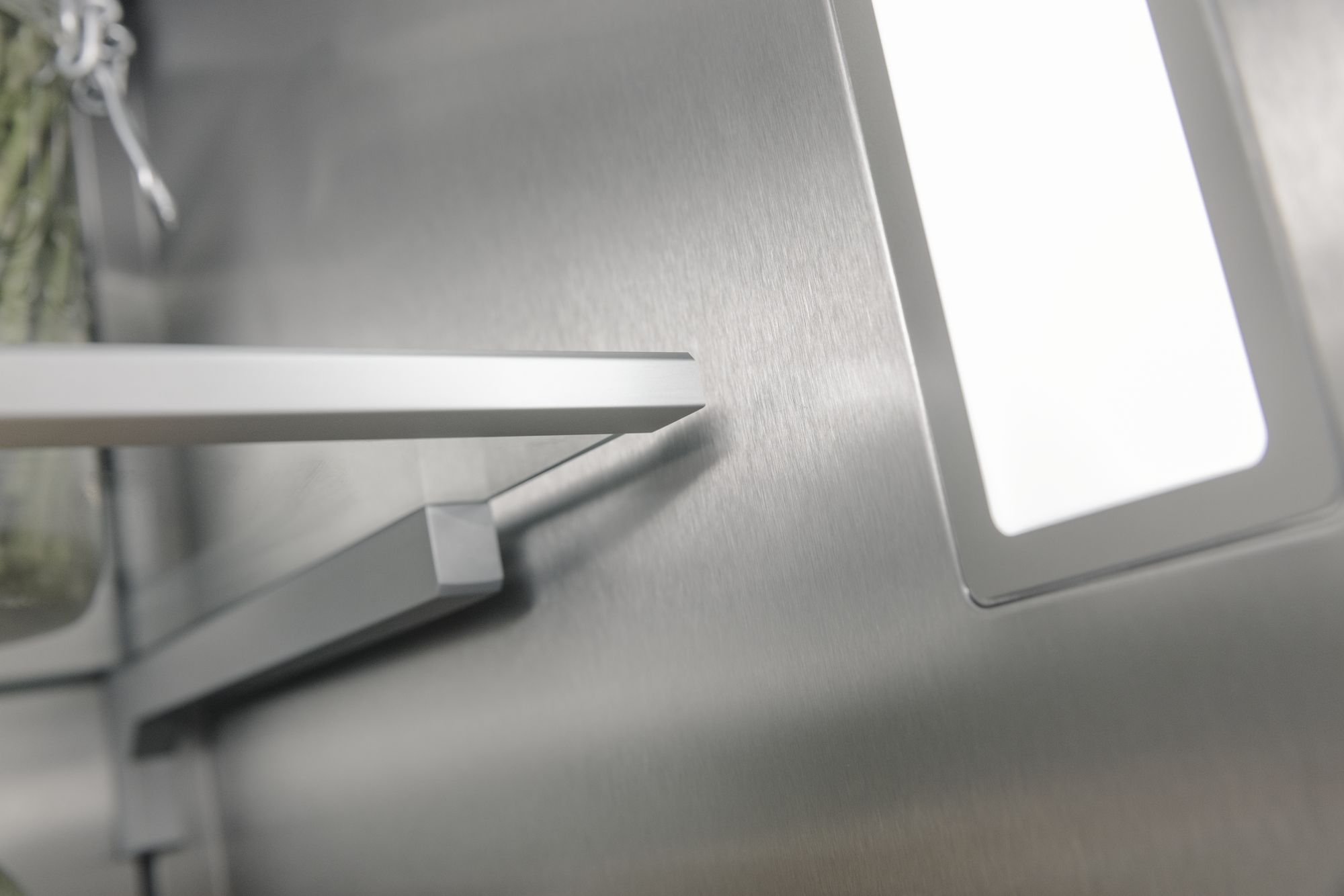T36BB925SS Thermador Professional 36 Inch Bottom Freezer Refrigerator - Stainless Steel, 19.6 cu. ft.-4