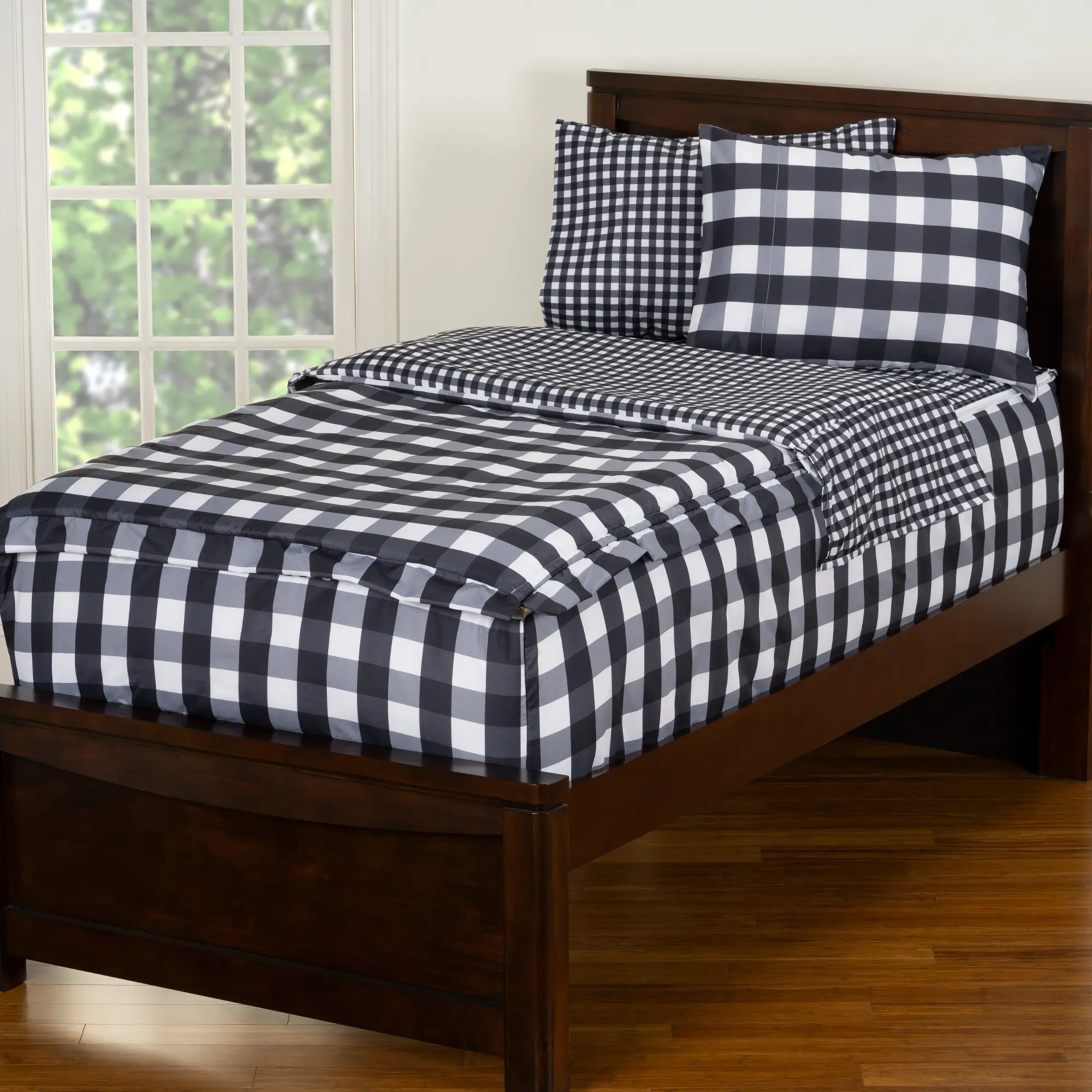 Black and White Twin Check It Twice Bunkie Deluxe Bedding-4