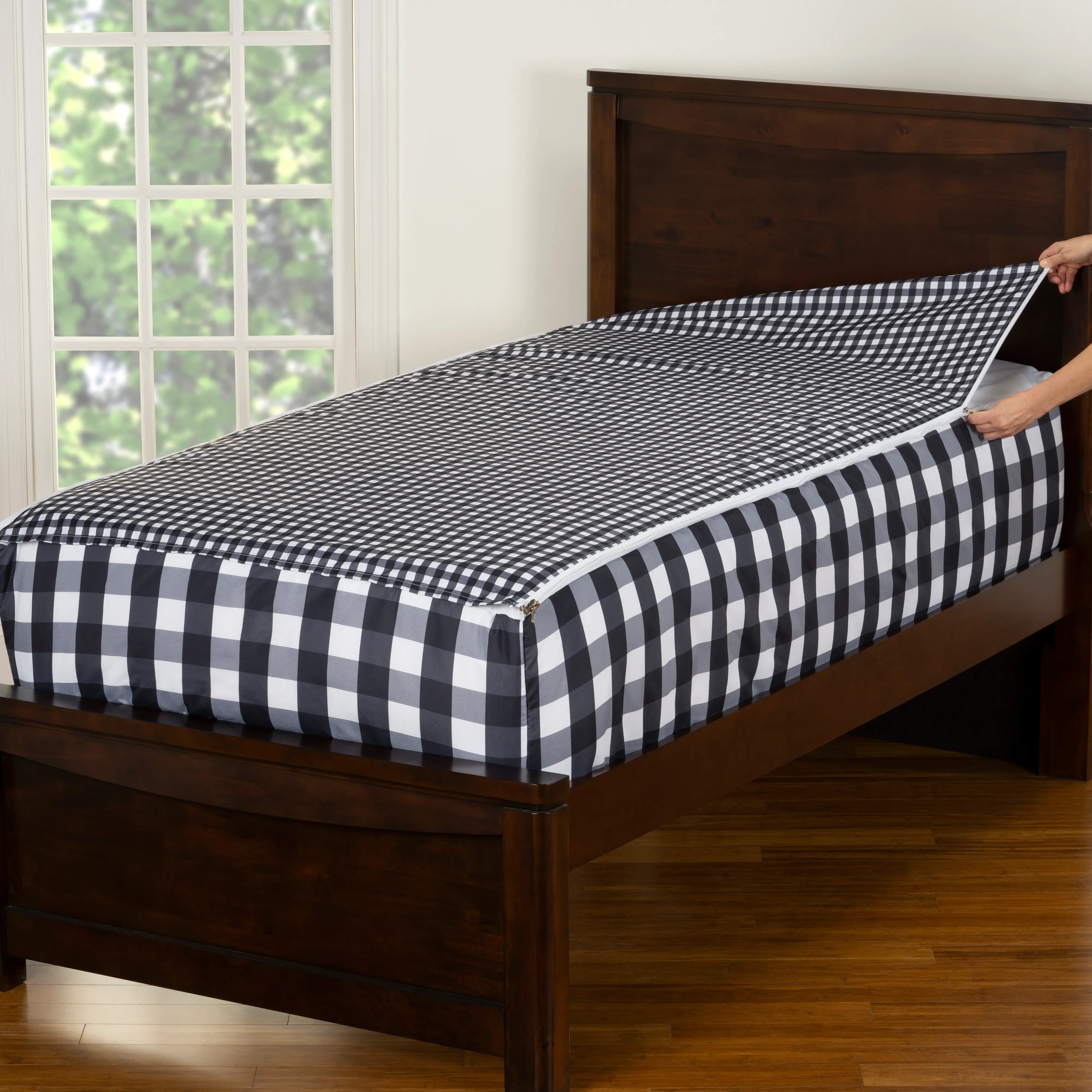 Black and White Twin Check It Twice Bunkie Deluxe Bedding-5