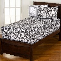 Black and White Full Graphic Blooms Bunkie Deluxe Bedding-1
