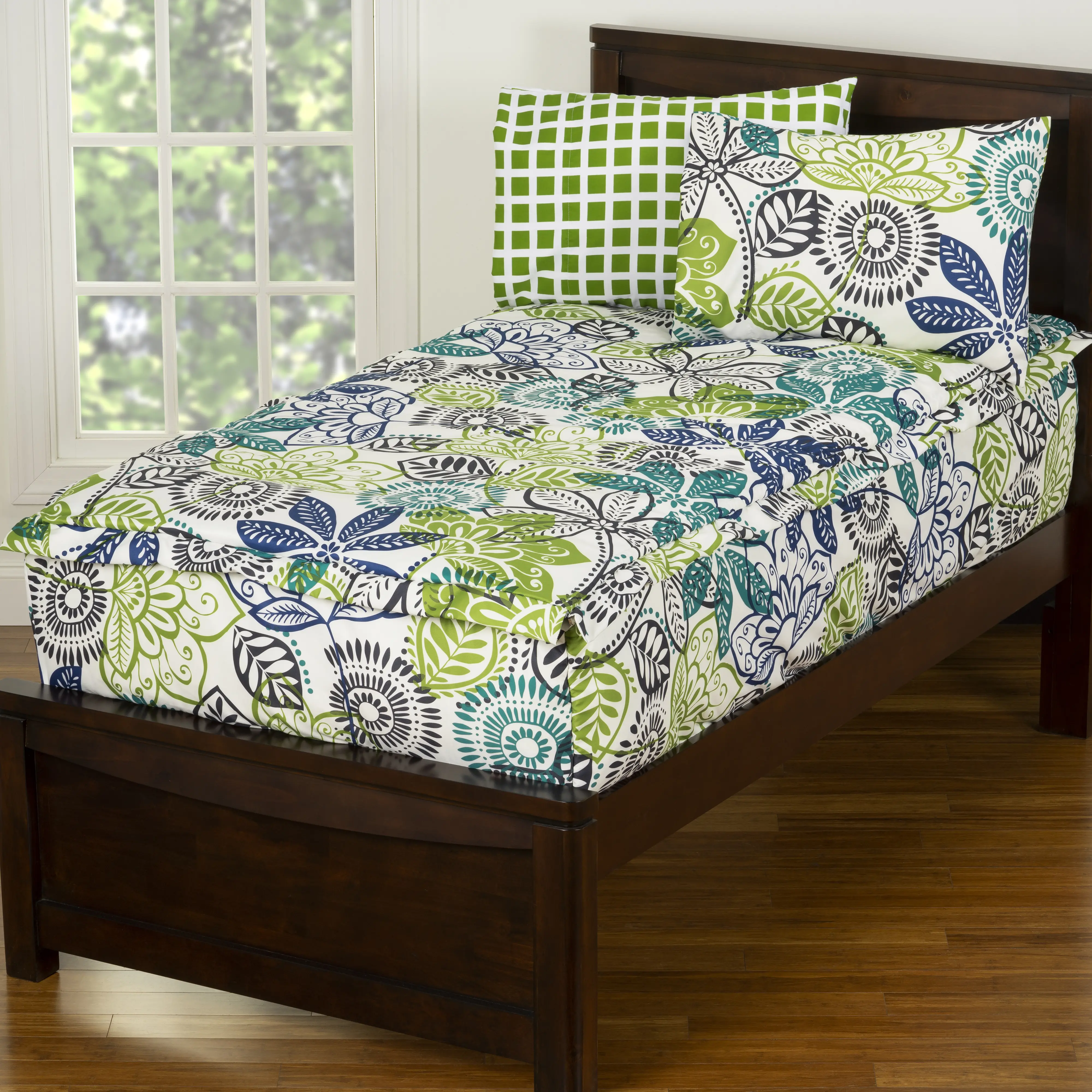 White, Green and Blue Twin Tropical Retreat Bunkie Deluxe Bedding-2