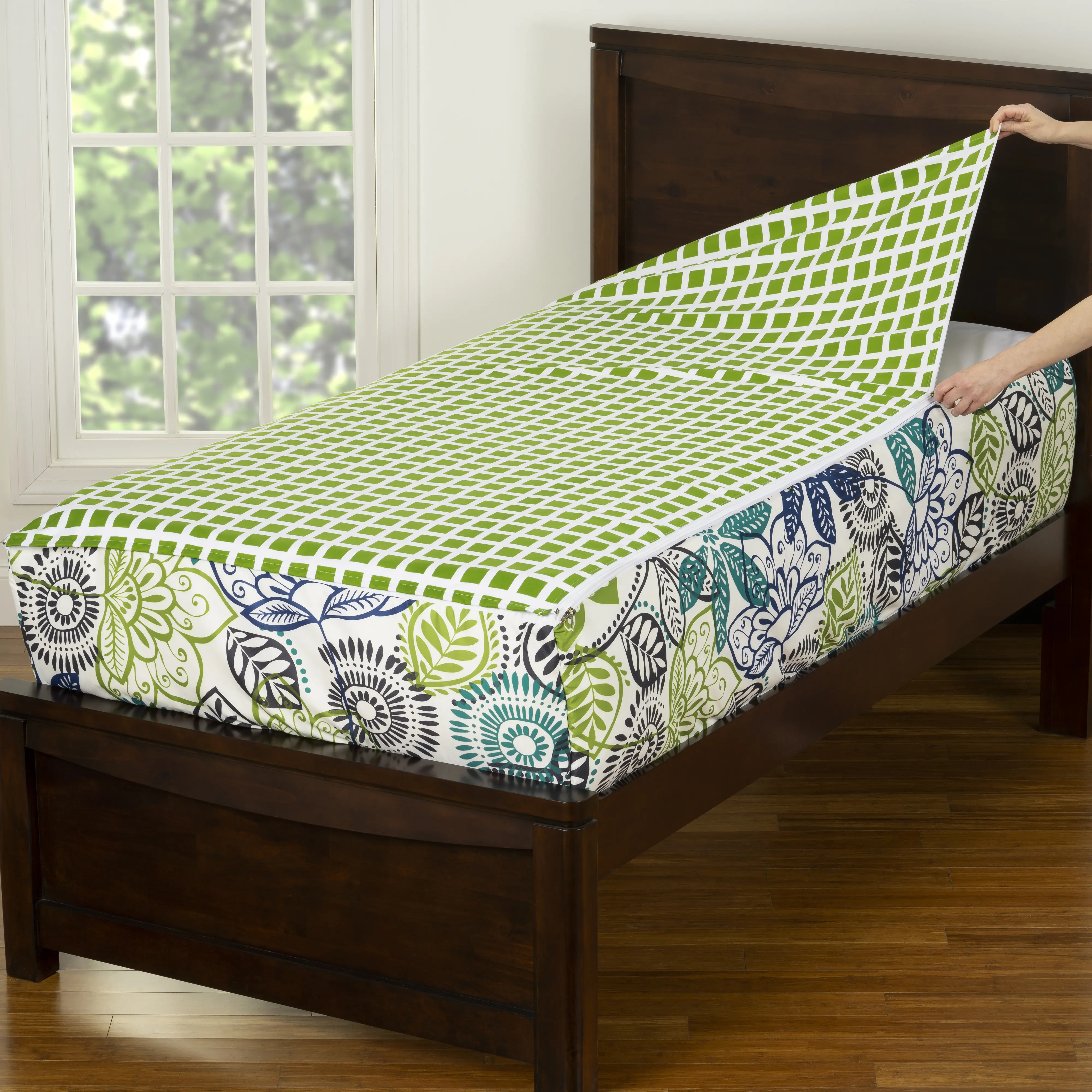 White, Green and Blue Twin Tropical Retreat Bunkie Deluxe Bedding-4