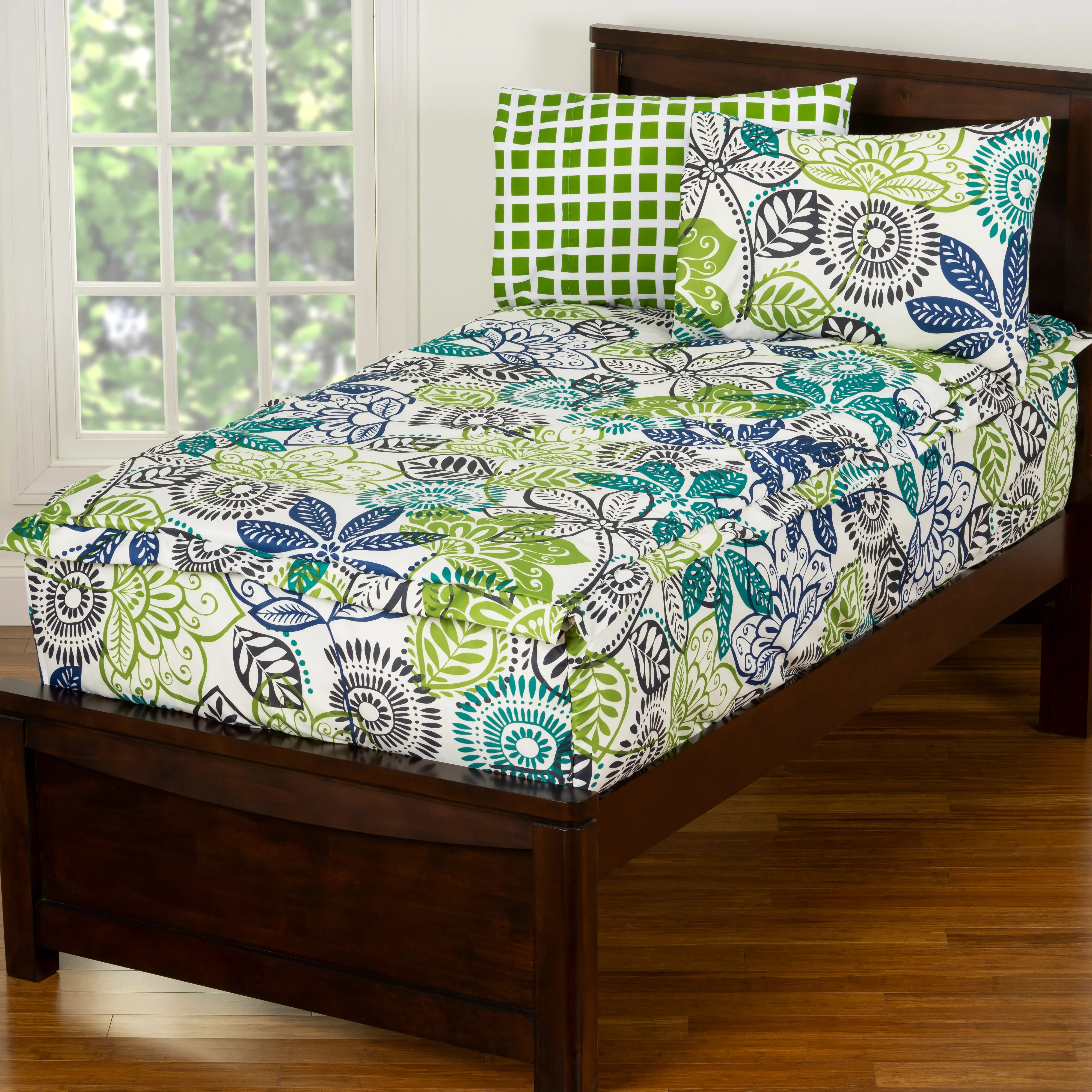 White, Green and Blue Twin Tropical Retreat Bunkie Deluxe Bedding-5