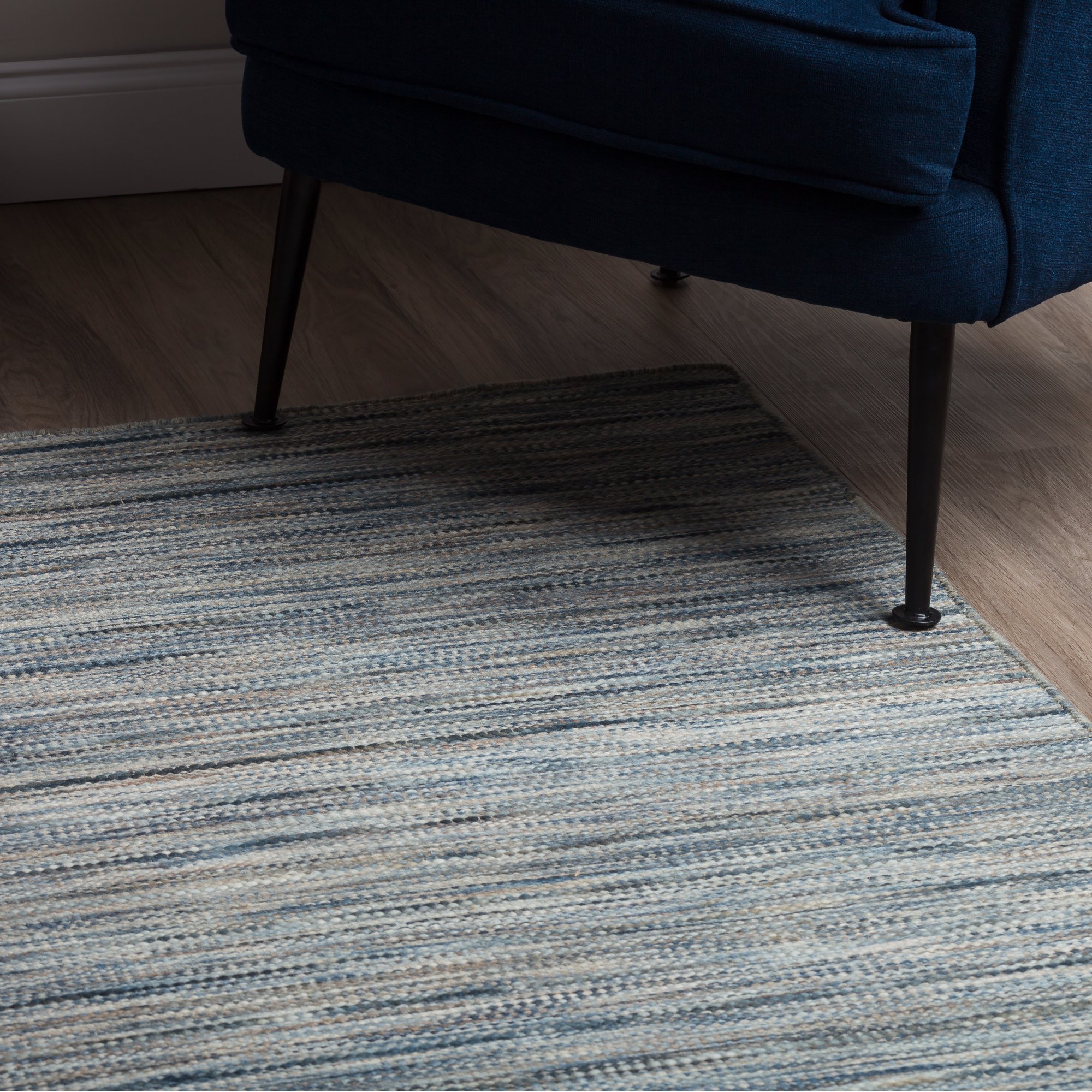 TA1NA5X8 Targon 5' x 8' Navy Area Rug-2
