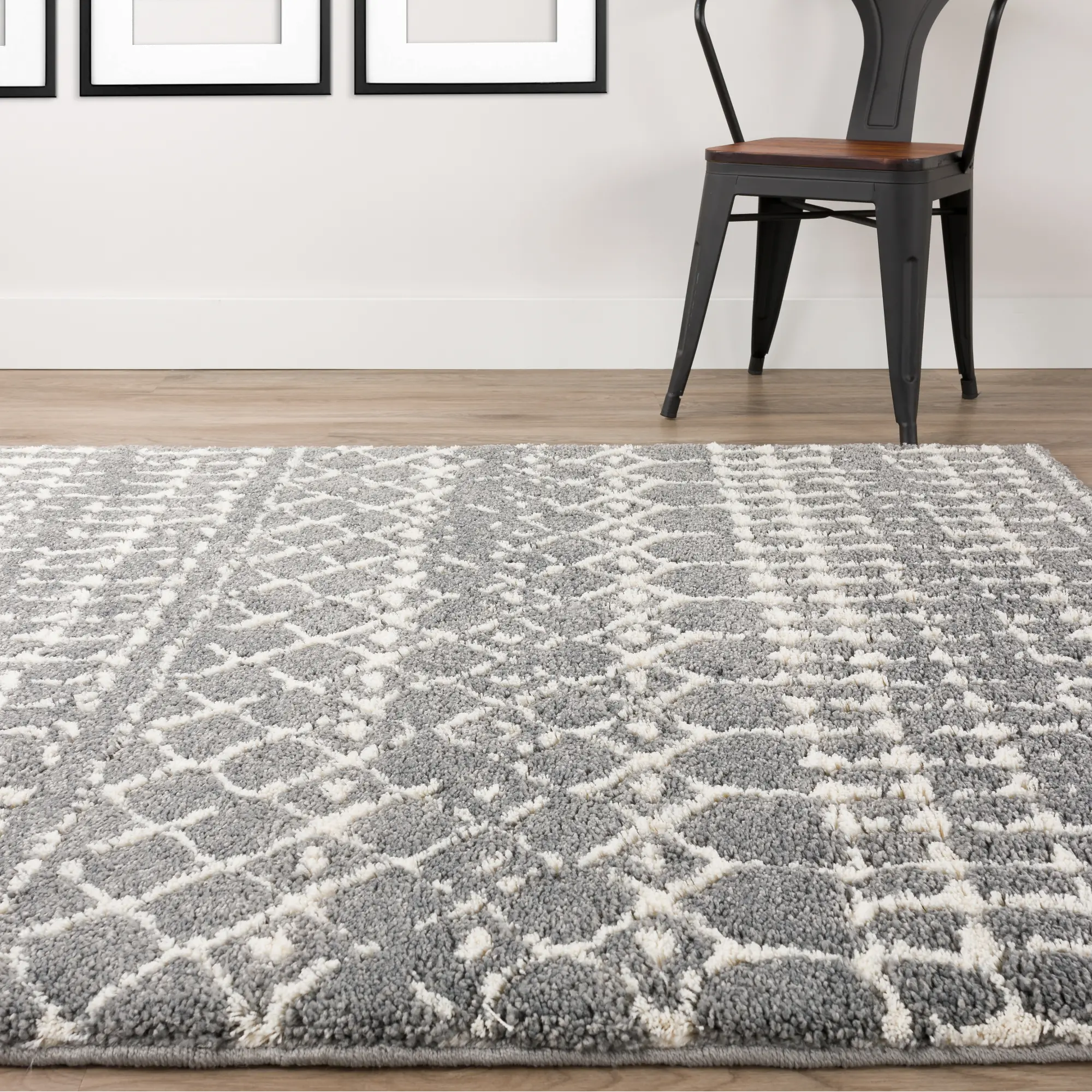 MQ2ME8X10 Marquee 8 x 10 Metal Gray Shag Rug-2