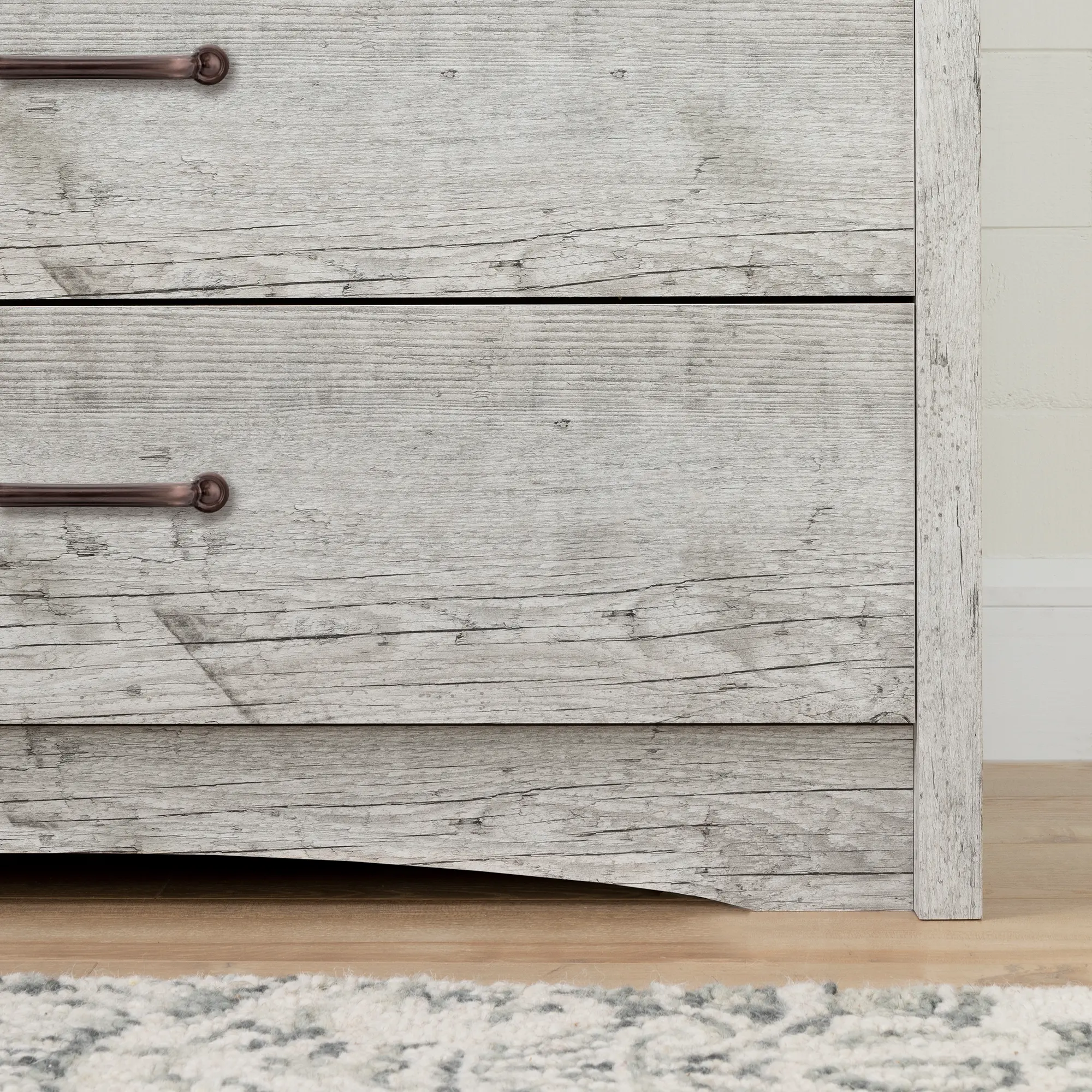 12995 Helson Seaside Pine 6-Drawer Dresser-4