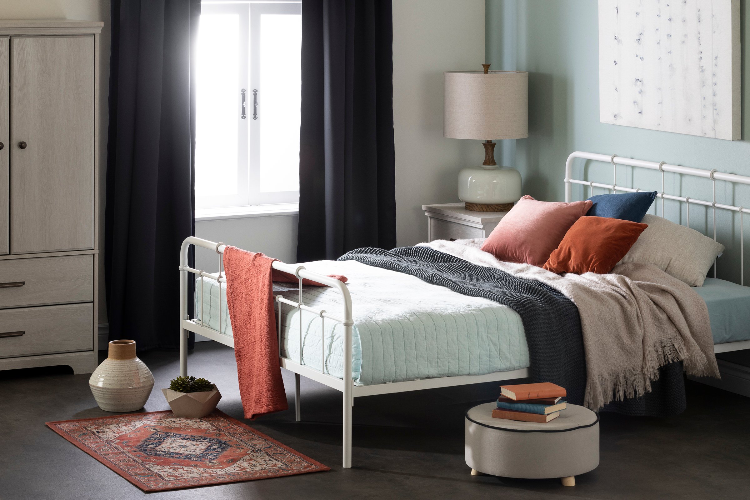 13048 Versa White Metal Complete Bed-3