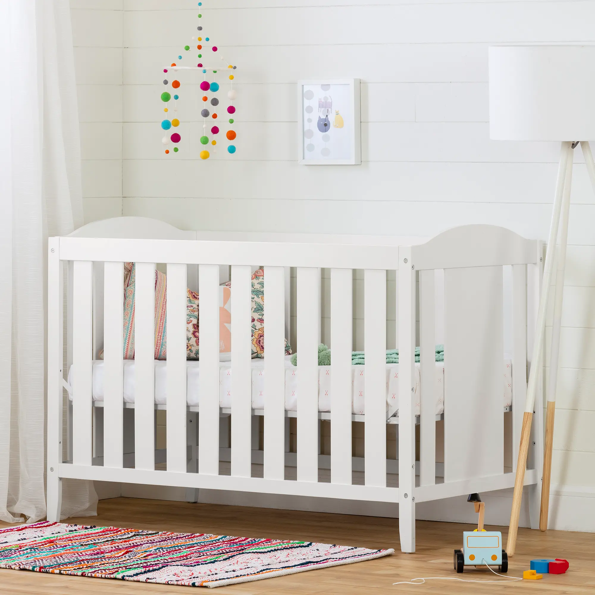 12533 Contemporary White 3-in-1 Convertible Crib - Reevo-1