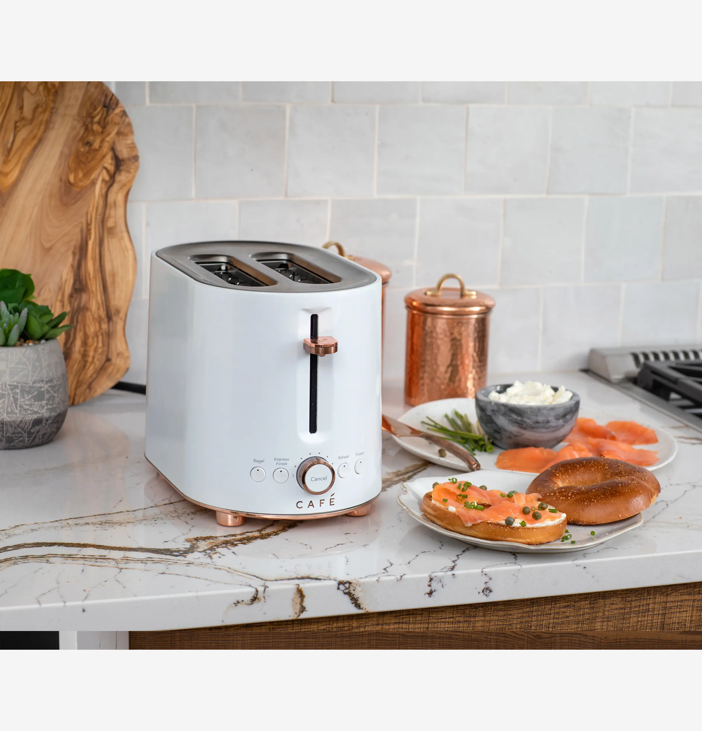C9TMA2S4PW3 Cafe Toaster - White-3