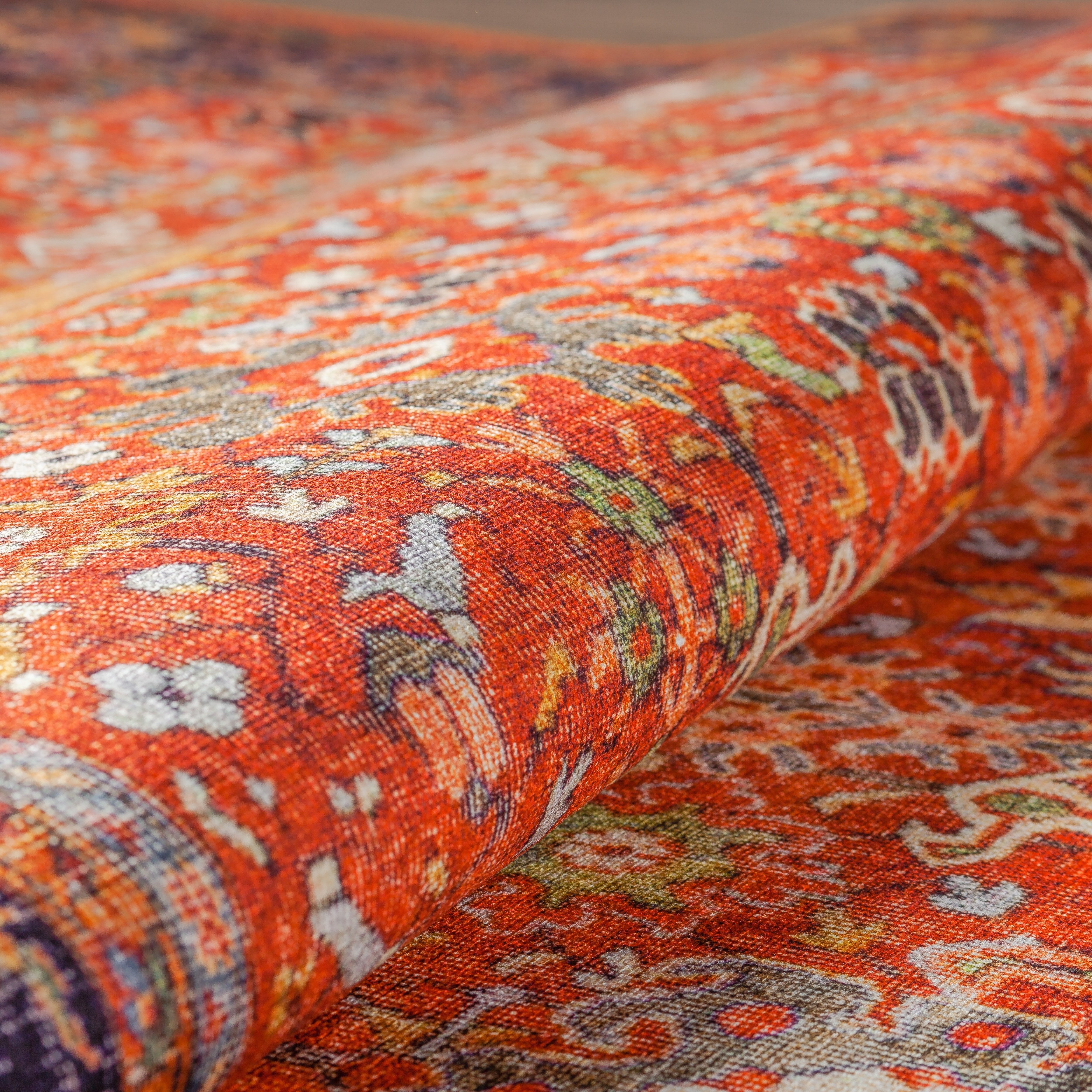 AM5TU8X10-TUSCAN Amanti 8 x 10 Tuscan Red Area Rug-5